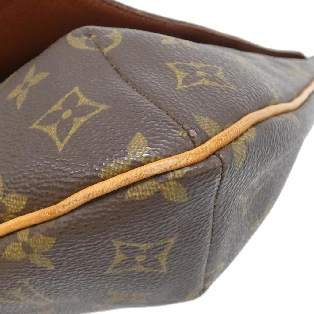 Louis Vuitton Marron Coated Canvas Shoulder Bag (Pre-Owned)