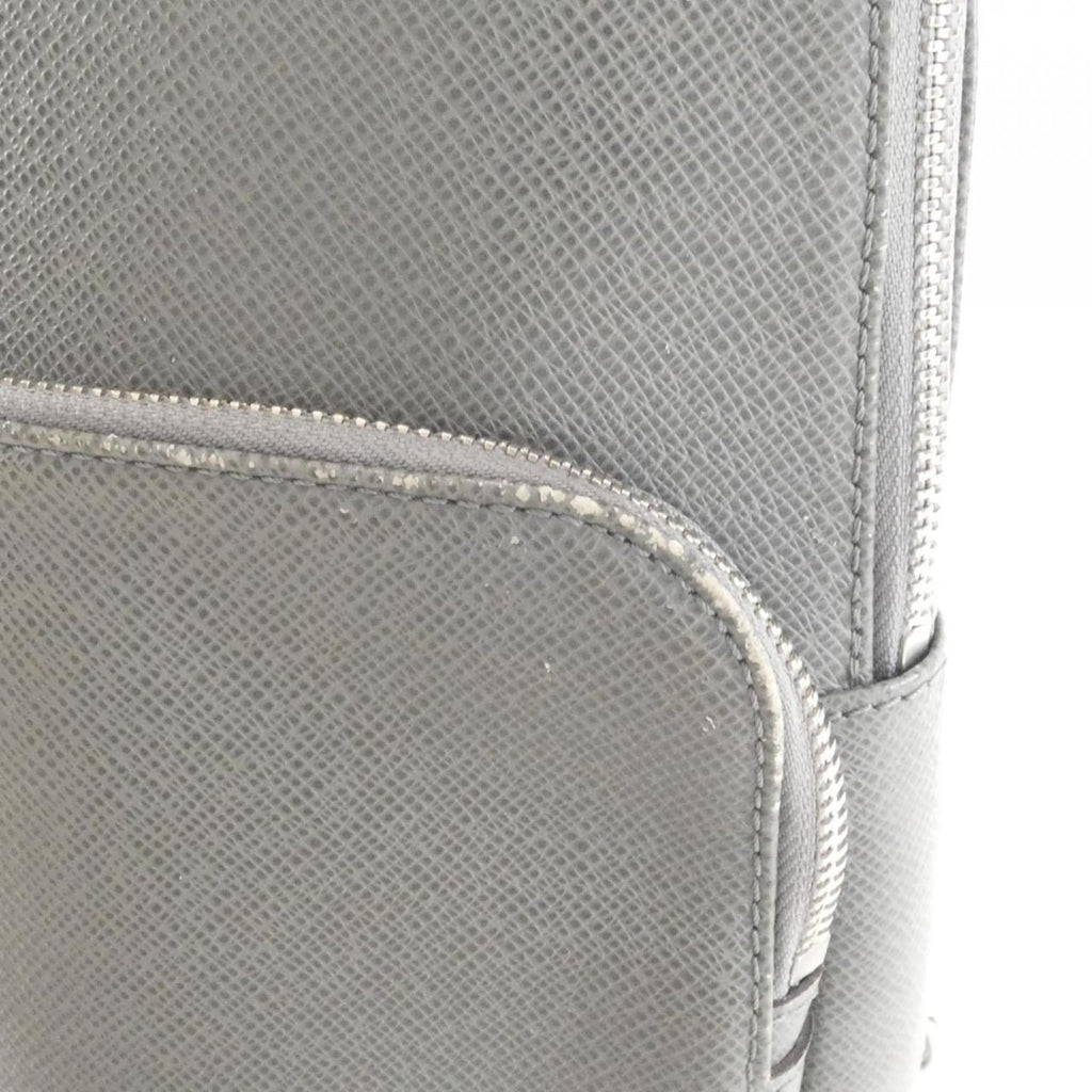 Louis Vuitton Gris Leather Shoulder Bag (Pre-Owned)