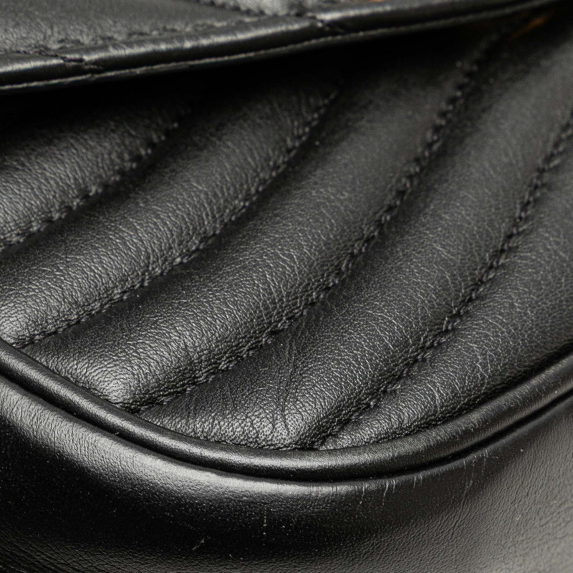 Louis Vuitton Black Noir Leather Pochette Shoulder Bag (Pre-Owned)