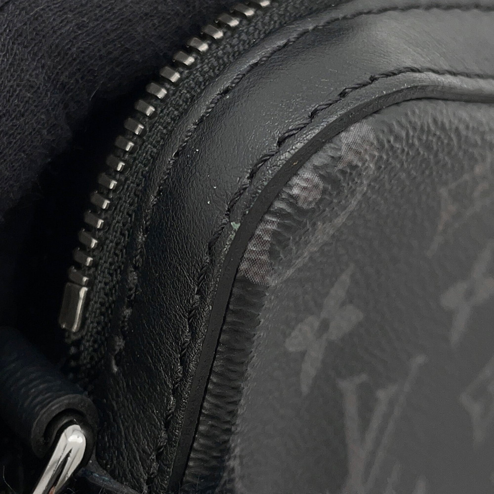 Louis Vuitton Black Monogram Eclipse Monogram Reverse Noir Monogram Eclipse Monogram Reverse Shoulder Bag (Pre-Owned)