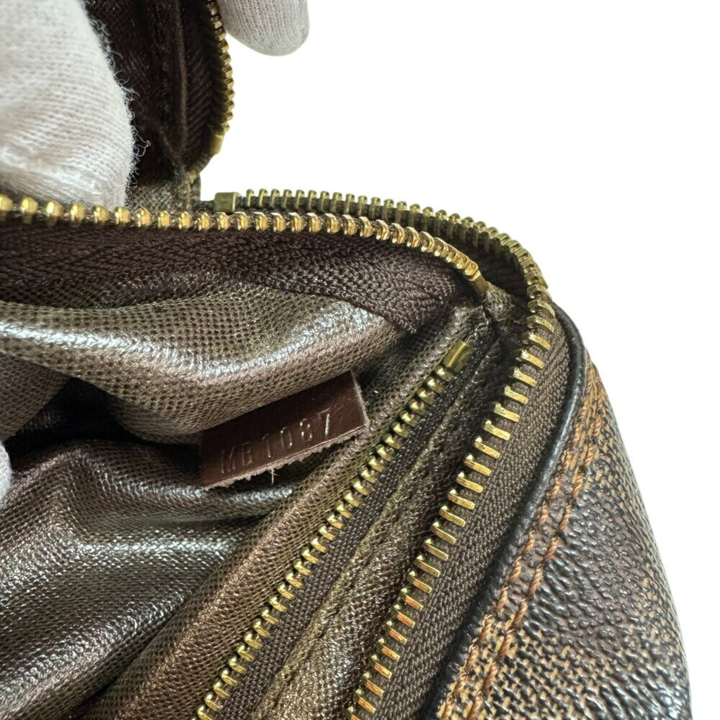 Louis Vuitton Damier Brown Leather Clutch Bag (Pre-Owned)