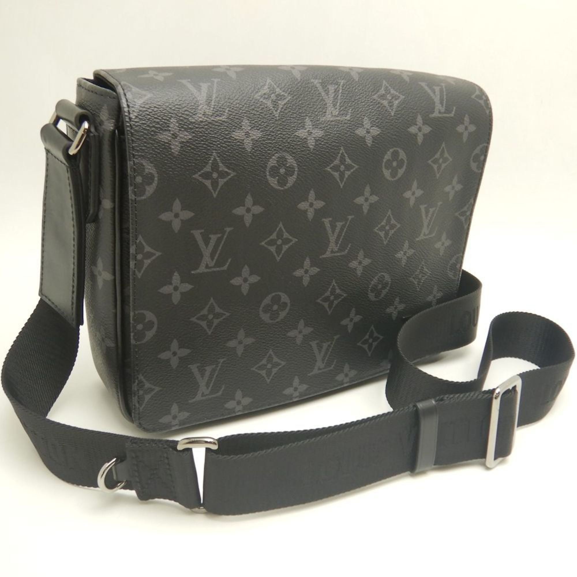 Louis Vuitton Black Monogram Eclipse Noir Monogram Eclipse Shoulder Bag (Pre-Owned)