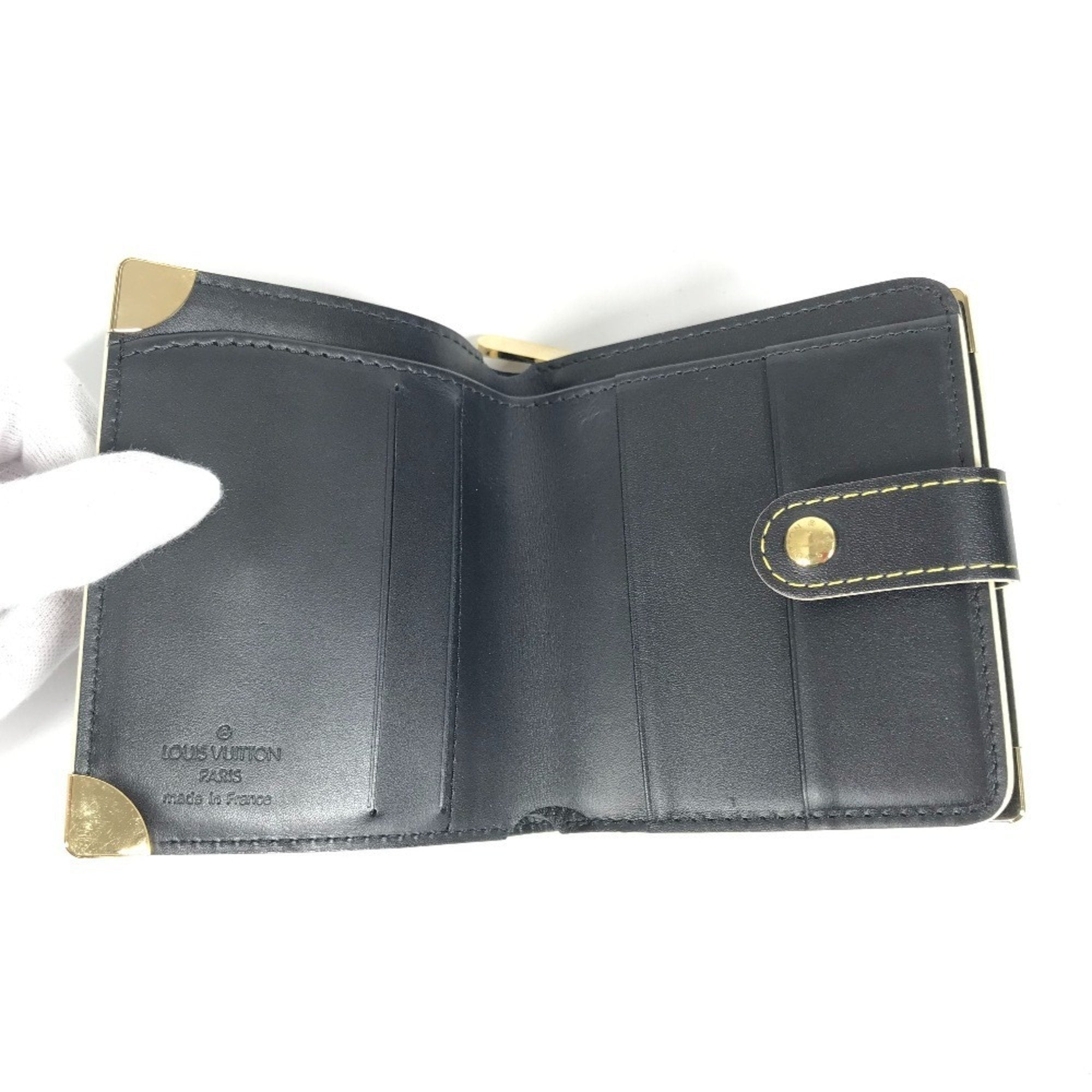 Louis Vuitton Suhali Black Noir Suhali Leather Wallet (Bi-Fold) (Pre-Owned)