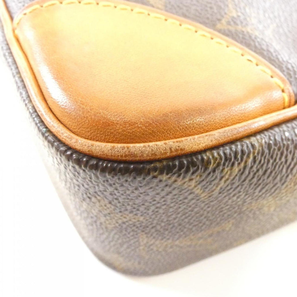 Louis Vuitton Marron Coated Canvas Shoulder Bag (Pre-Owned)