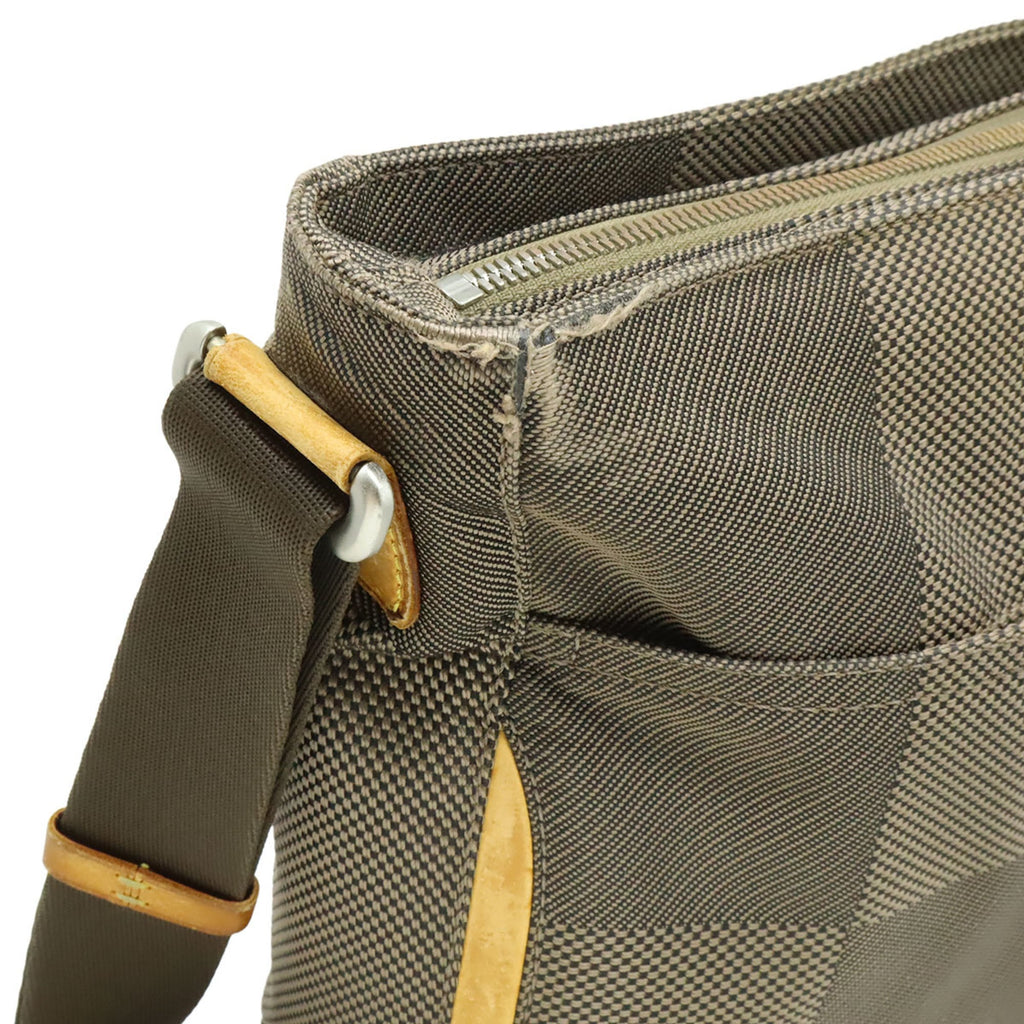 Louis Vuitton Earth Damier Geant Canvas Shoulder Bag (Pre-Owned)
