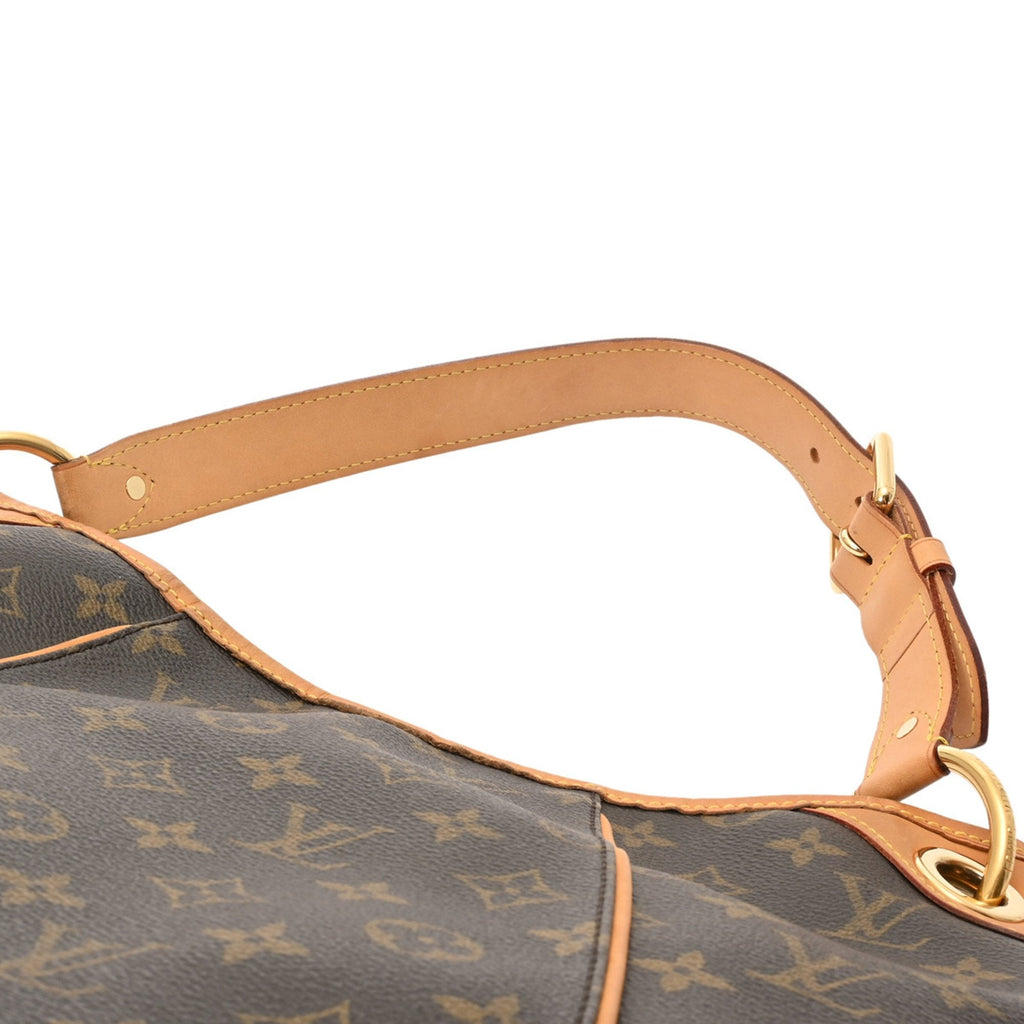 Louis Vuitton Brown Monogram Canvas Shoulder Bag (Pre-Owned)