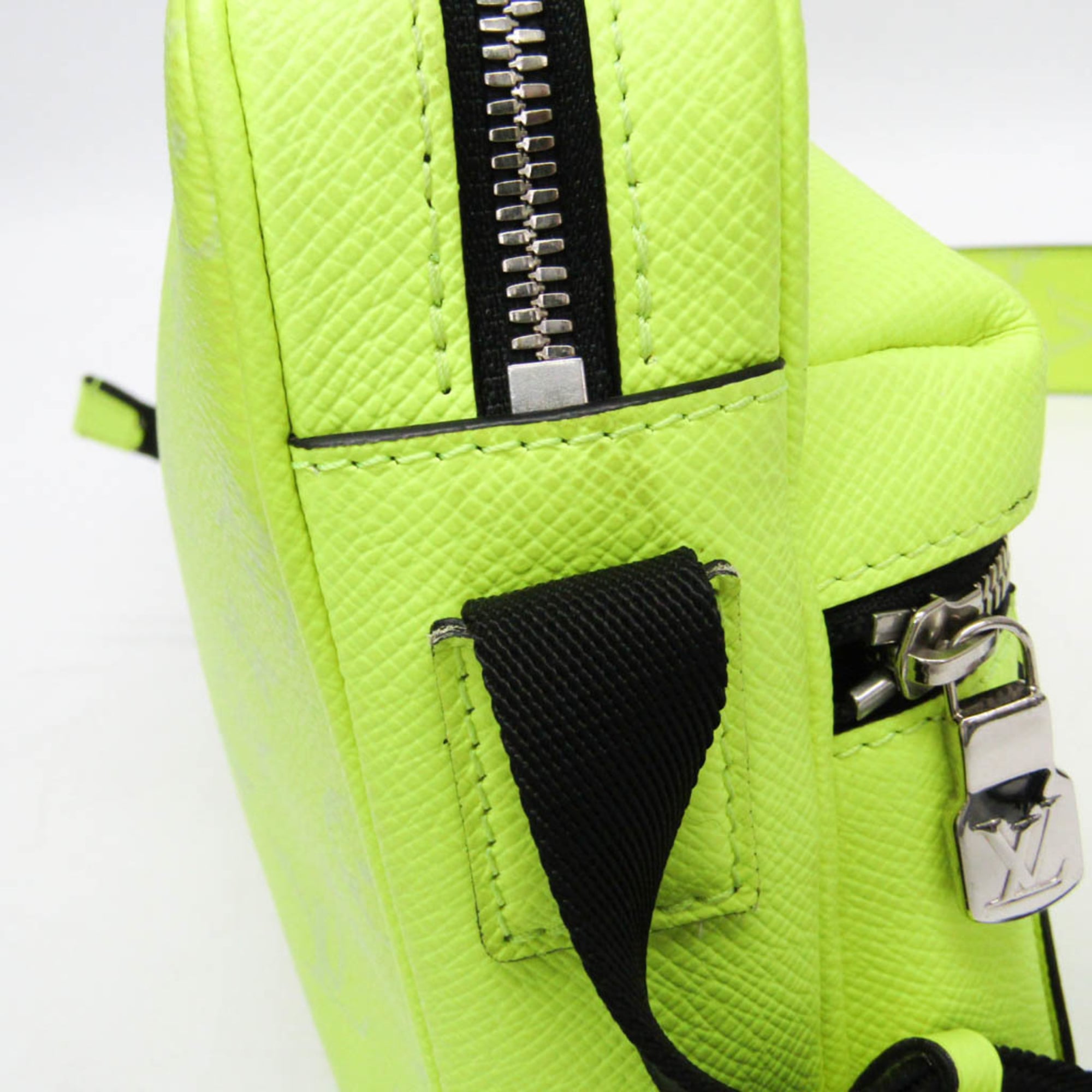 Outdoor Messenger Bag Monogram Taigarama
