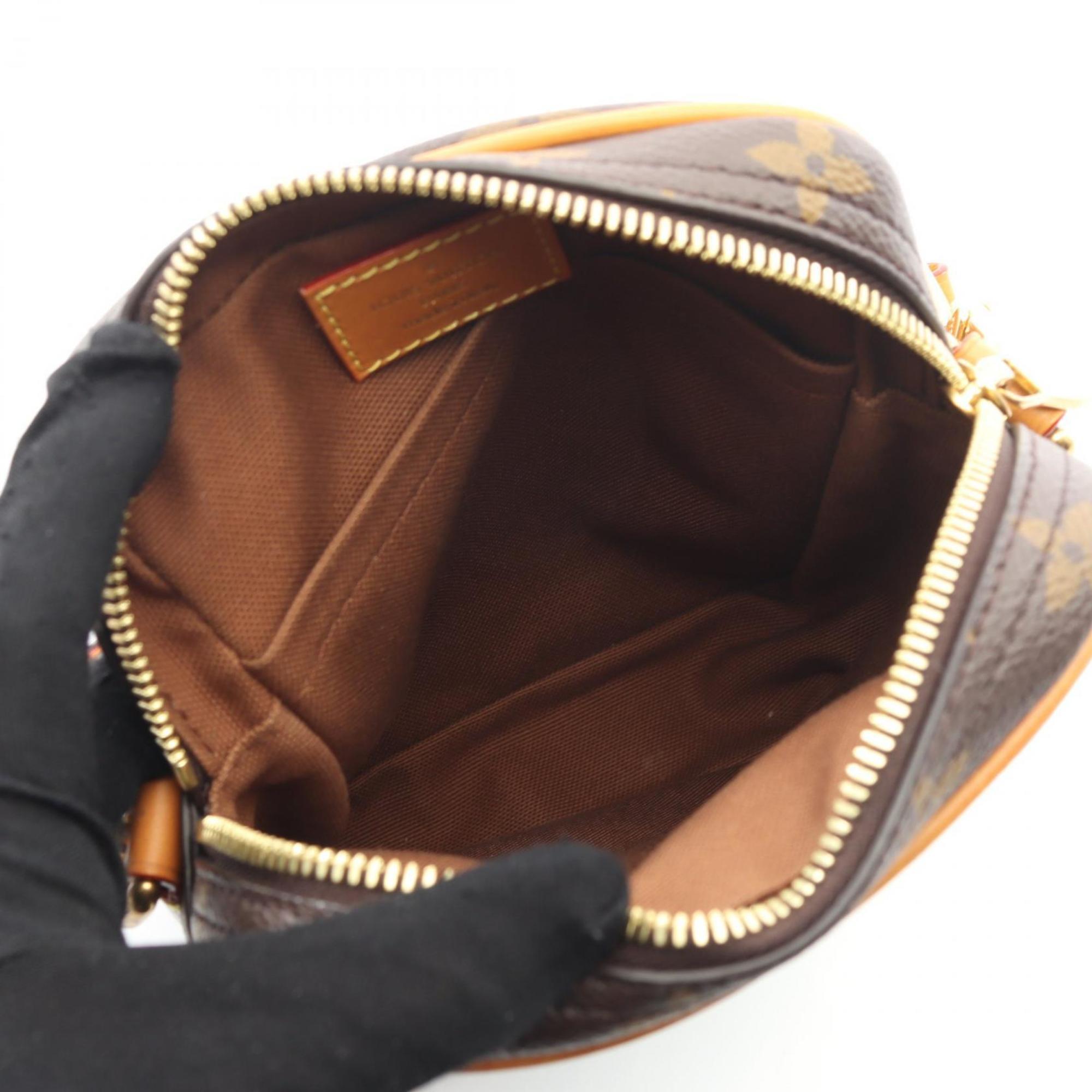 Louis Vuitton Brown Monogram Monogram Leather Handbag (Pre-Owned)