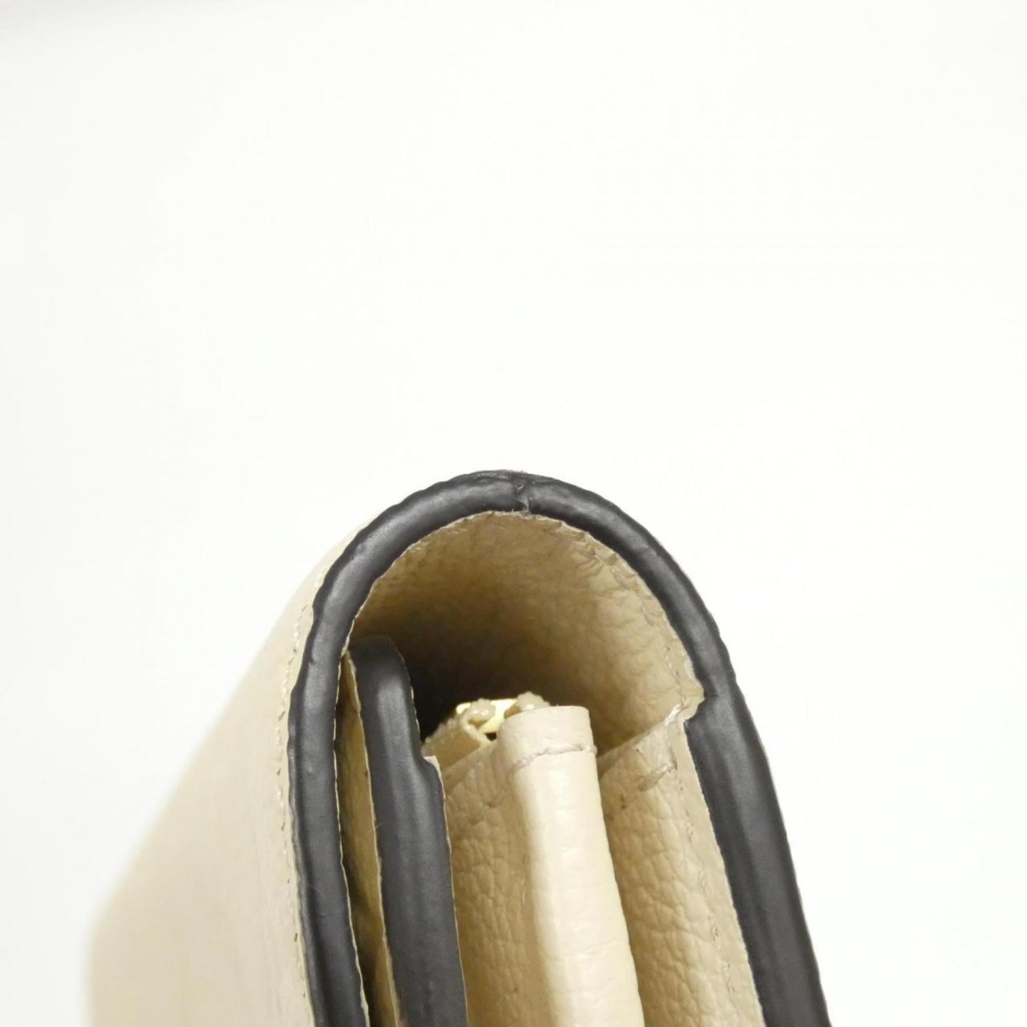 Louis Vuitton Beige Leather Long Wallet (Bi-Fold) (Pre-Owned)