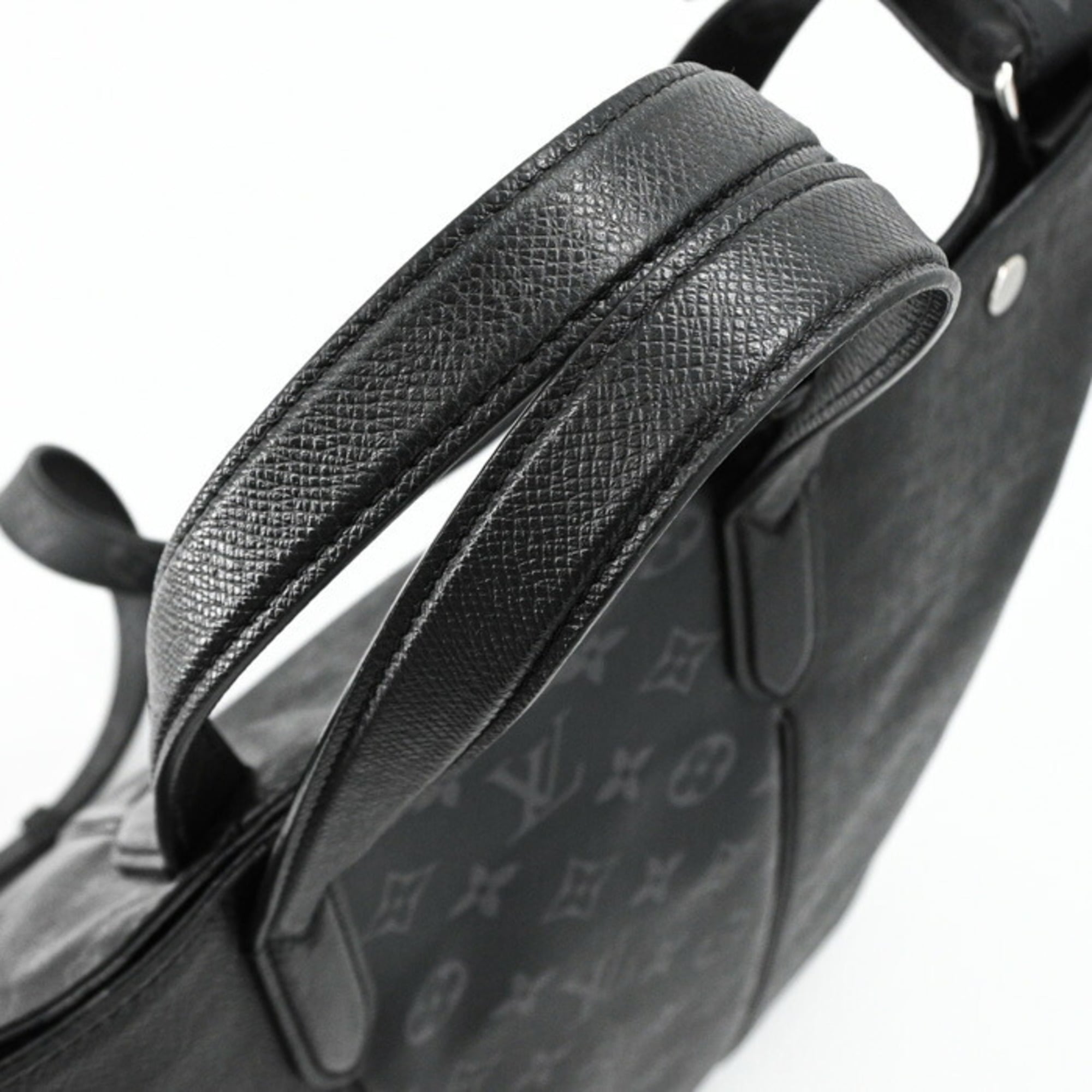 Louis Vuitton Black Noir Taigarama Monogram Shoulder Bag Tote Bag (Pre-Owned)