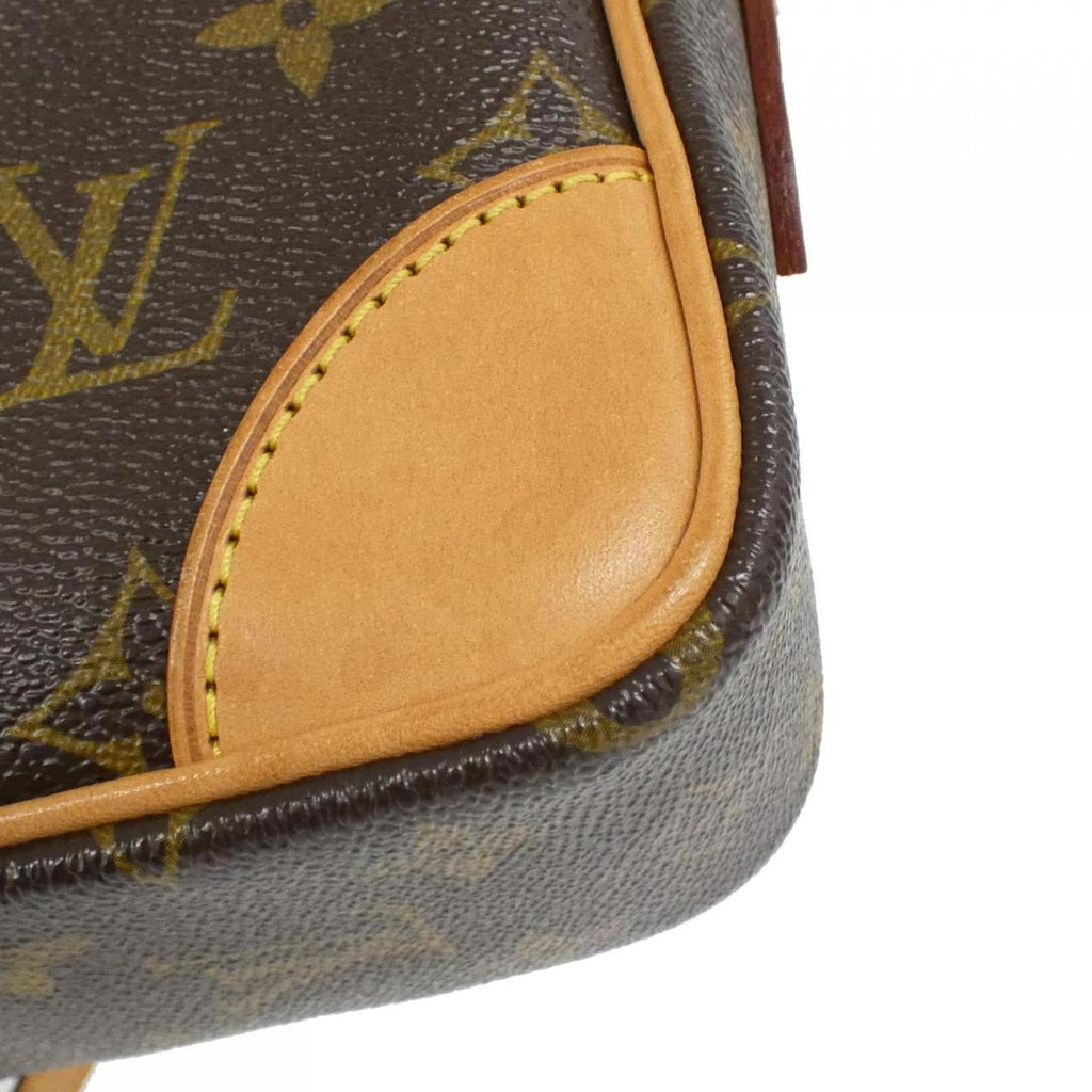Louis Vuitton Marron Monogram Monogram Shoulder Bag (Pre-Owned)
