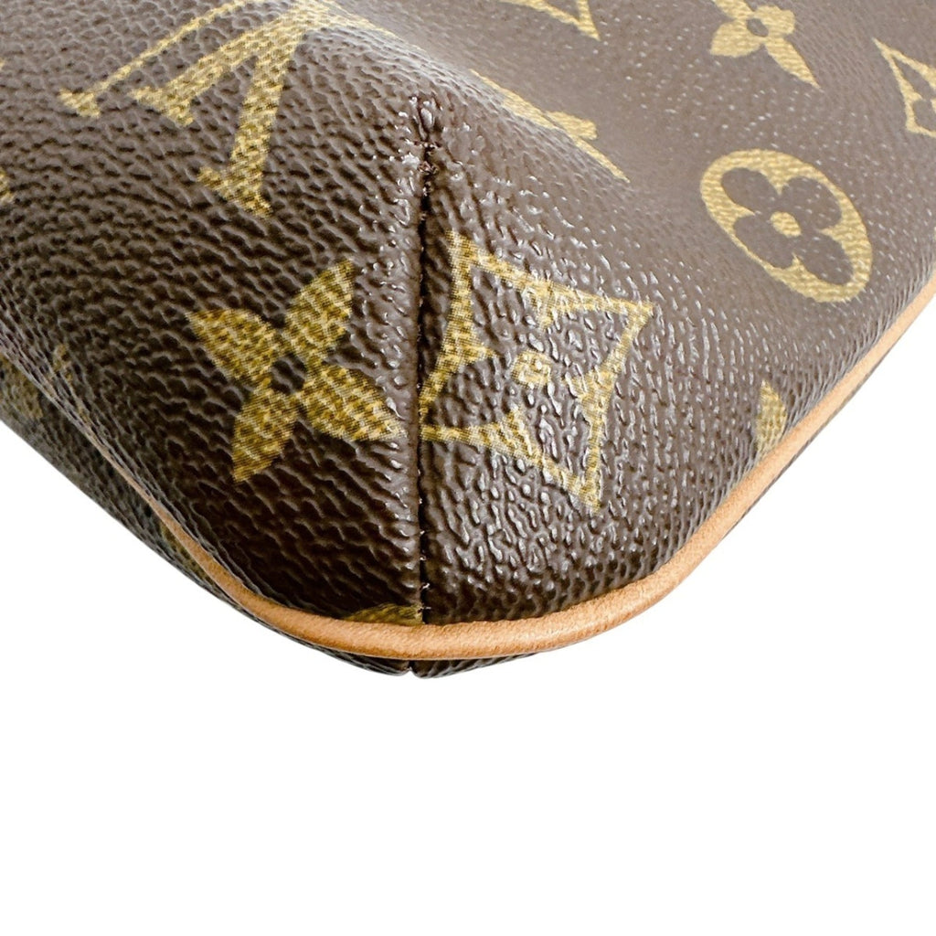 Louis Vuitton Brown Monogram Shoulder Bag (Pre-Owned)
