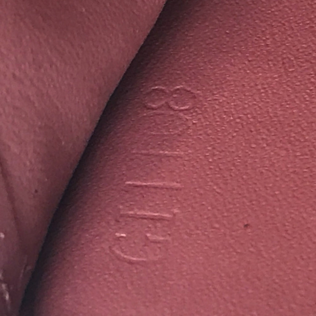 Louis Vuitton Monogram Monogram Pink Beige Monogram Patent Leather Long Wallet (Bi-Fold) (Pre-Owned)