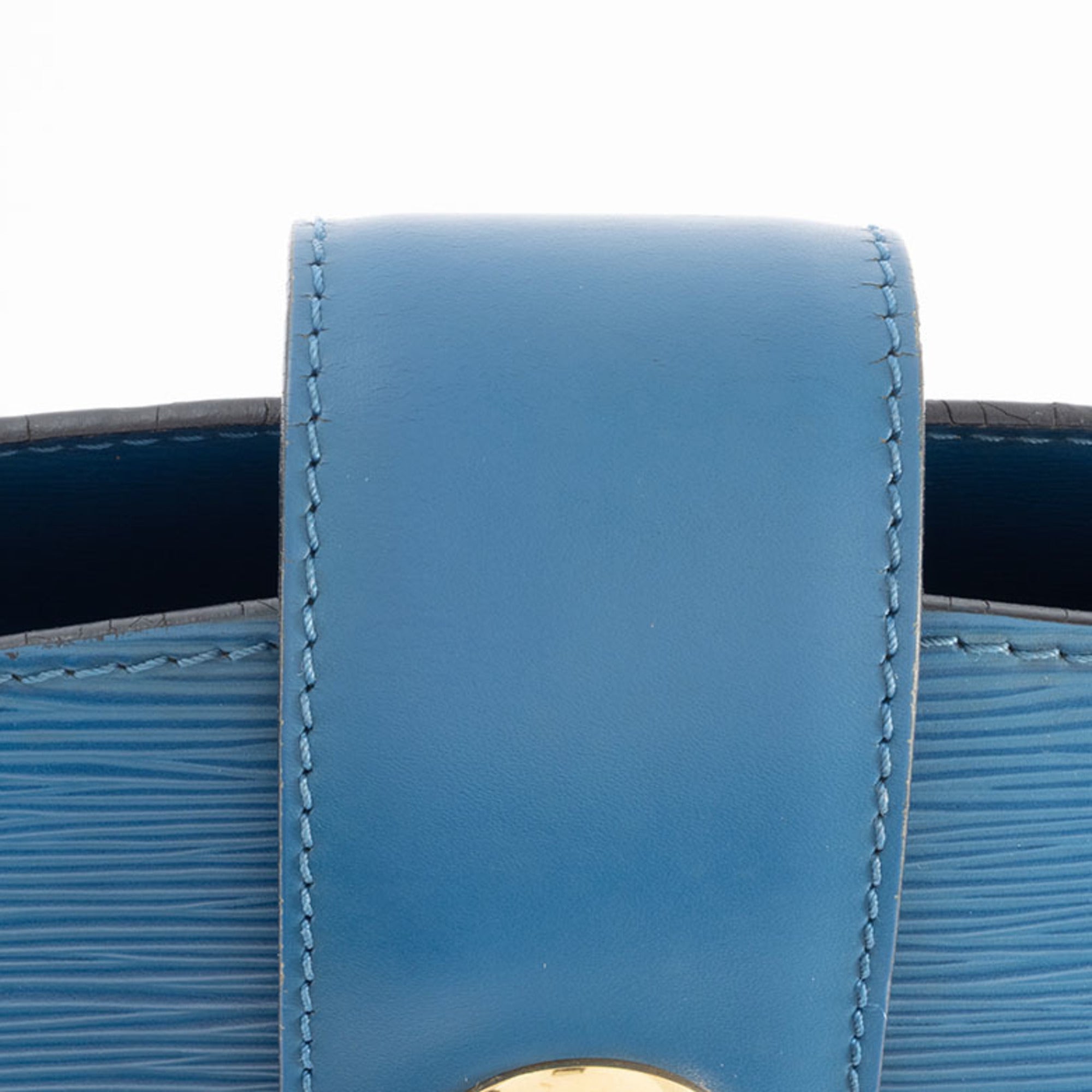 Louis Vuitton Epi Toledo Blue Epi Leather Shoulder Bag (Pre-Owned)