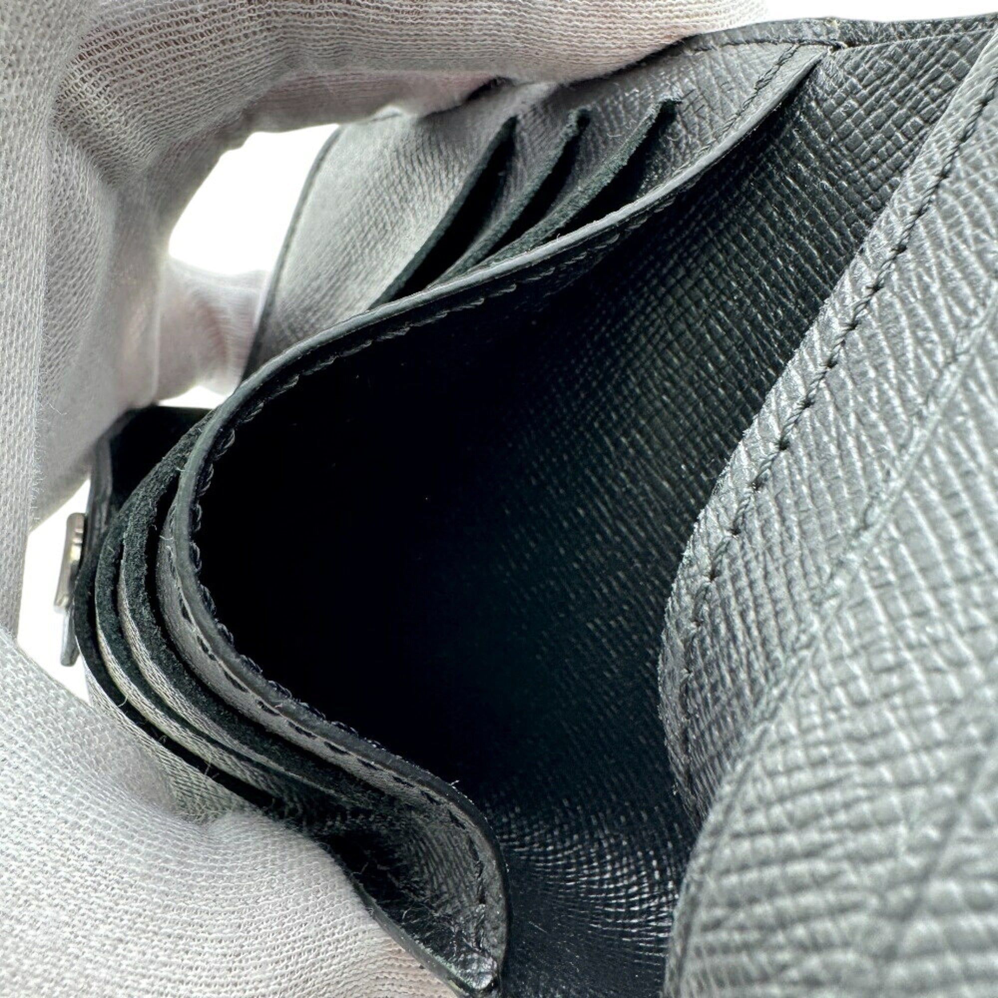 Louis Vuitton Black Gray Leather Wallet (Bi-Fold) (Pre-Owned)