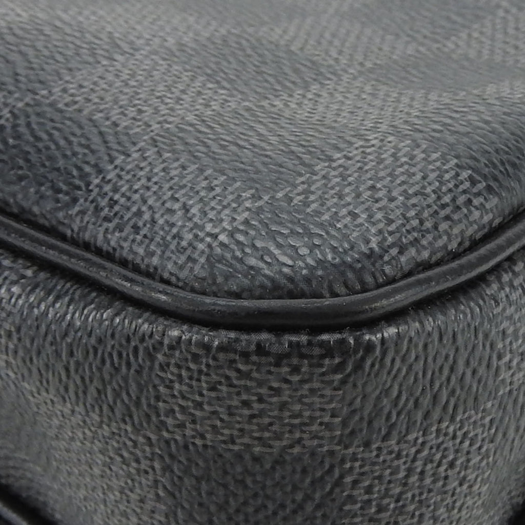 Louis Vuitton Damier Graphite Black Gray Damier Graphite Pochette Shoulder Bag (Pre-Owned)