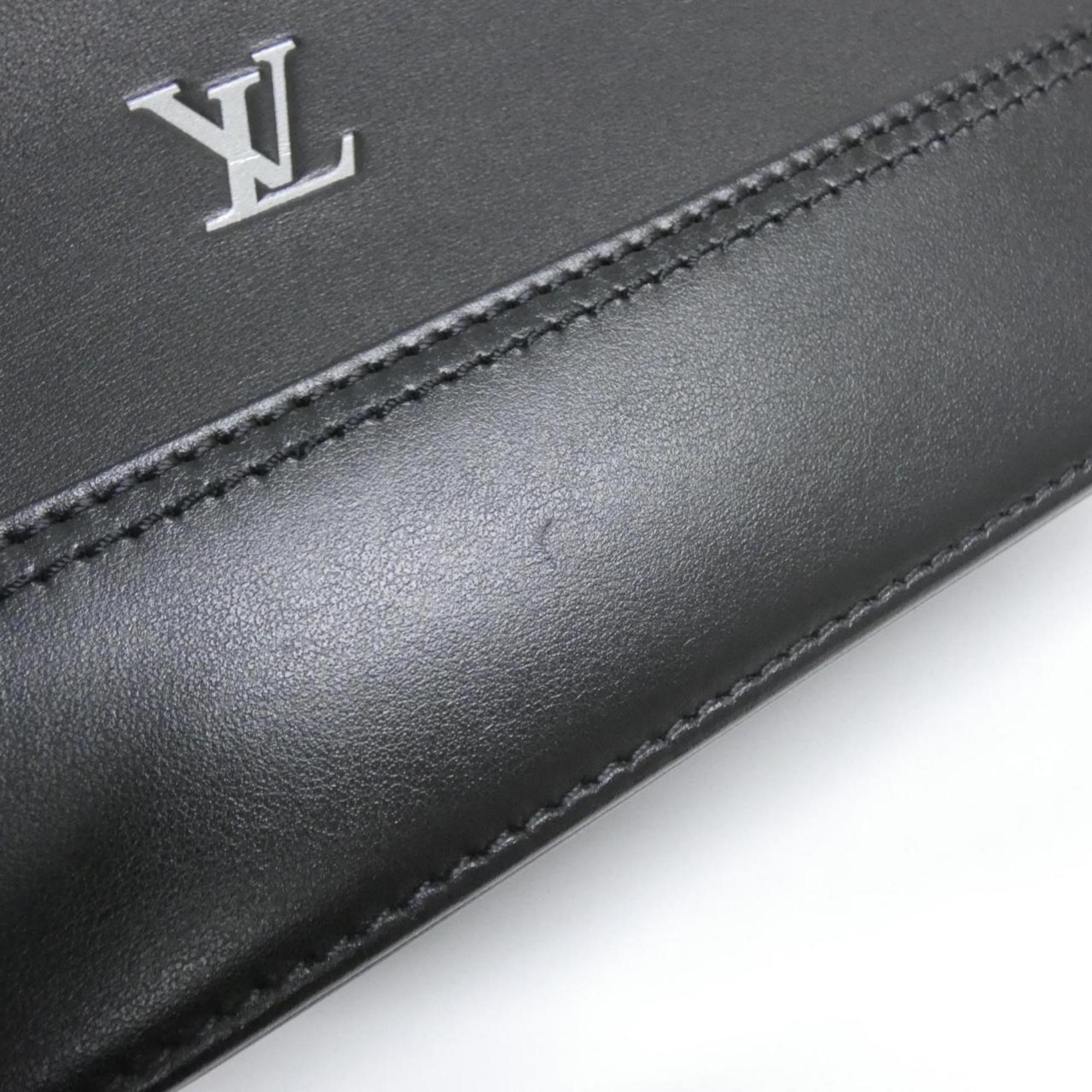 Louis Vuitton Black Leather Handbag (Pre-Owned)