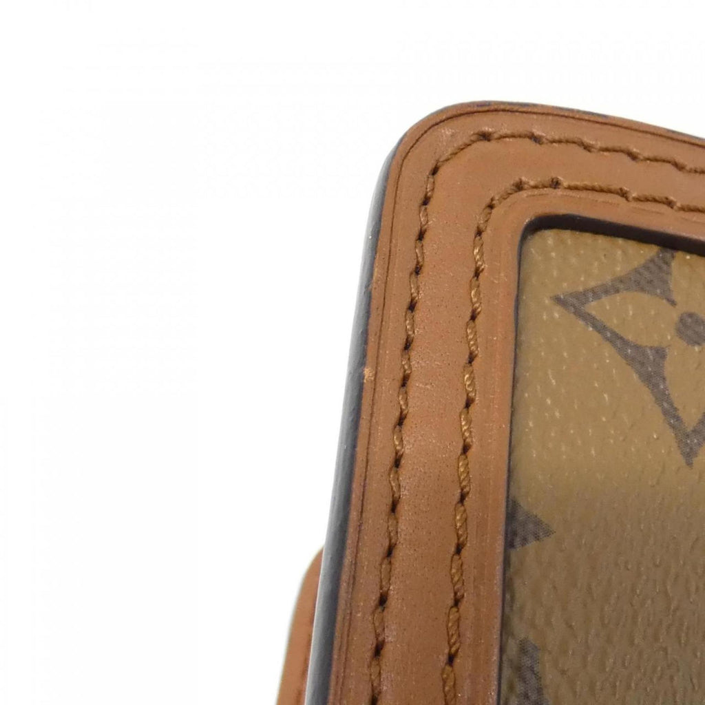 Louis Vuitton Marron Coated Canvas Shoulder Bag (Pre-Owned)