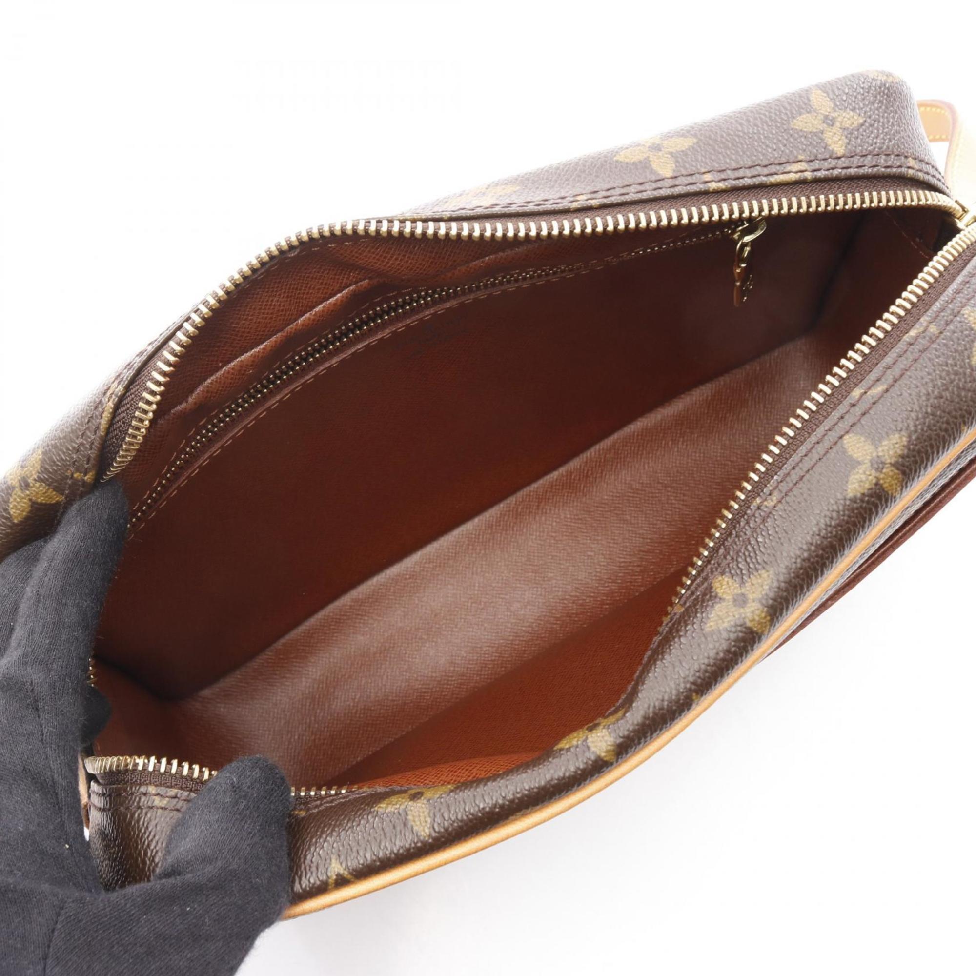 Louis Vuitton Brown Coated Canvas Shoulder Bag (Pre-Owned)