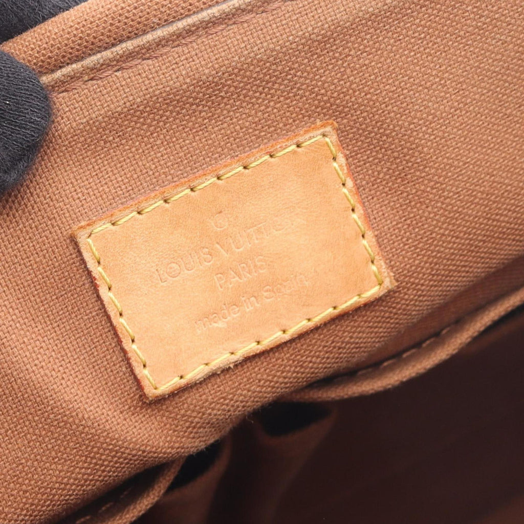 Louis Vuitton Brown Monogram Monogram Shoulder Bag (Pre-Owned)