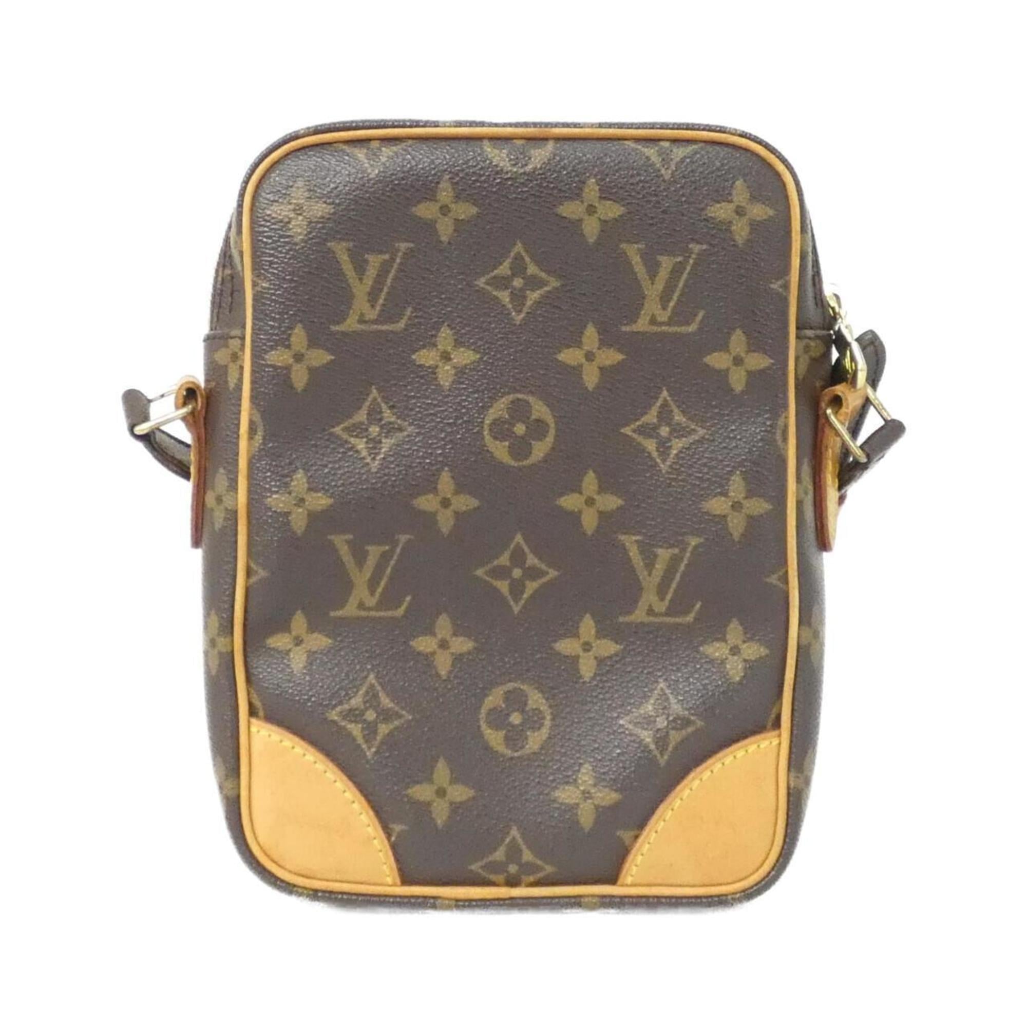 Louis Vuitton Marron Coated Canvas Shoulder Bag (Pre-Owned)