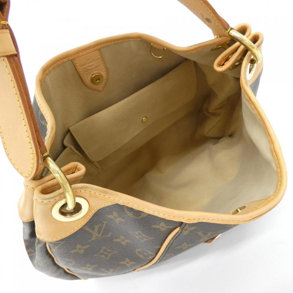 Louis Vuitton Marron Monogram Shoulder Bag (Pre-Owned)