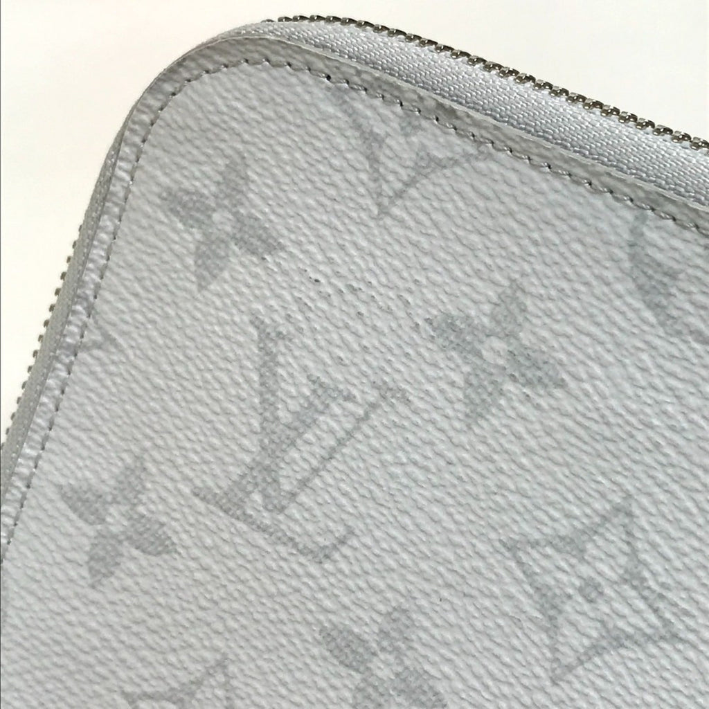 Louis Vuitton Blue Red Color White Monogram Clutch Bag Pochette (Pre-Owned)