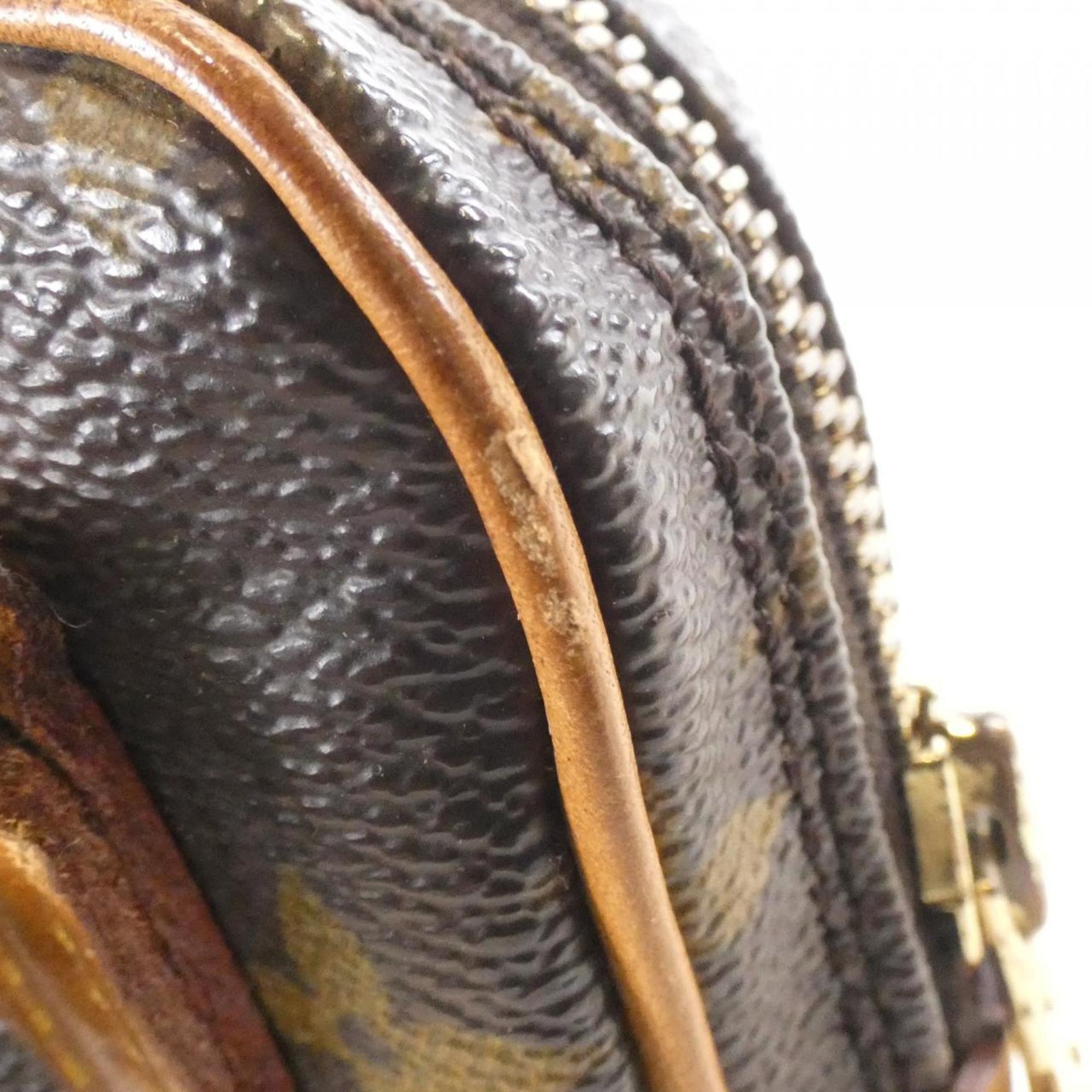 Louis Vuitton Marron Coated Canvas Shoulder Bag (Pre-Owned)