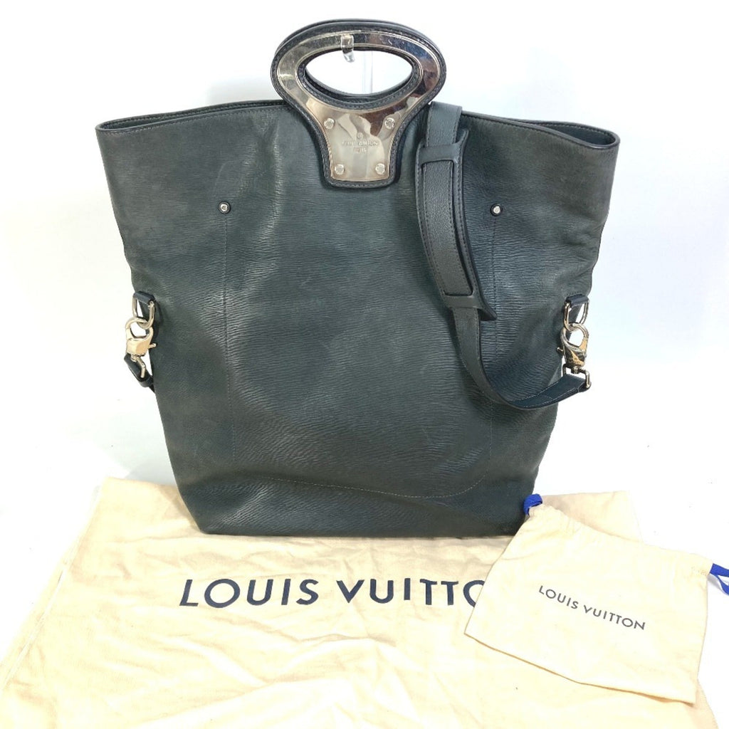 Louis Vuitton Black Noir Leather Handbag Shoulder Bag (Pre-Owned)