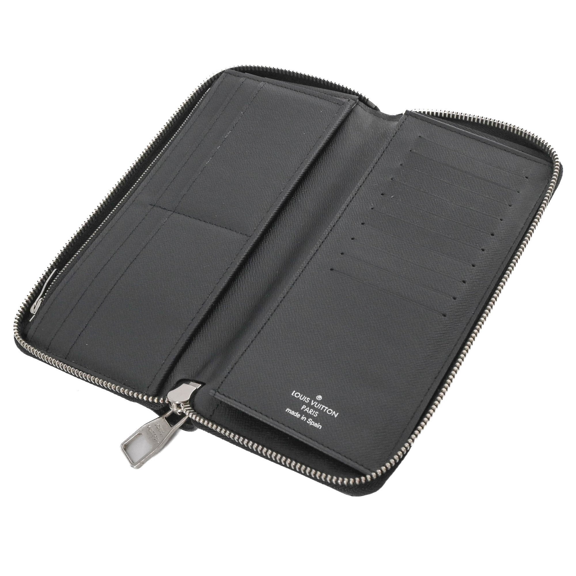 Louis Vuitton Epi Noir Epi Leather Long Wallet (Bi-Fold) (Pre-Owned)
