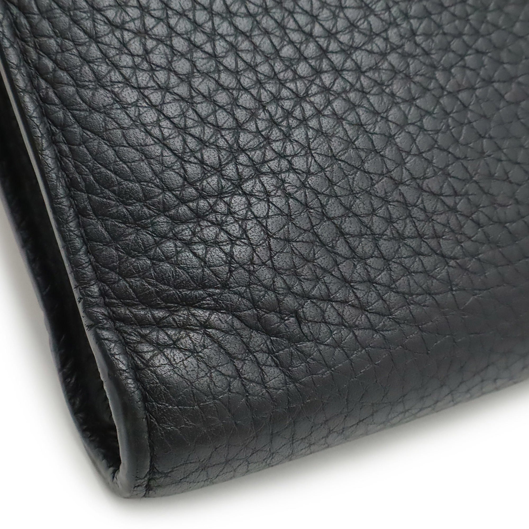 Louis Vuitton Black Noir Leather Clutch Bag Pochette (Pre-Owned)