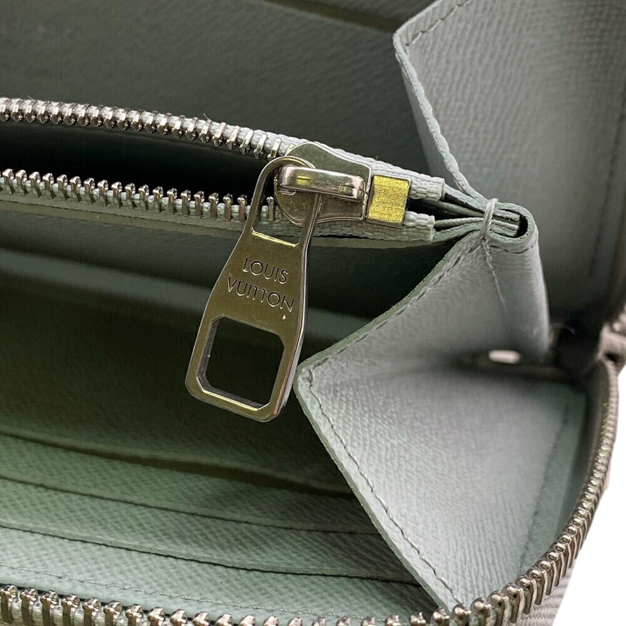 Louis Vuitton Gray Leather Long Wallet (Bi-Fold) (Pre-Owned)