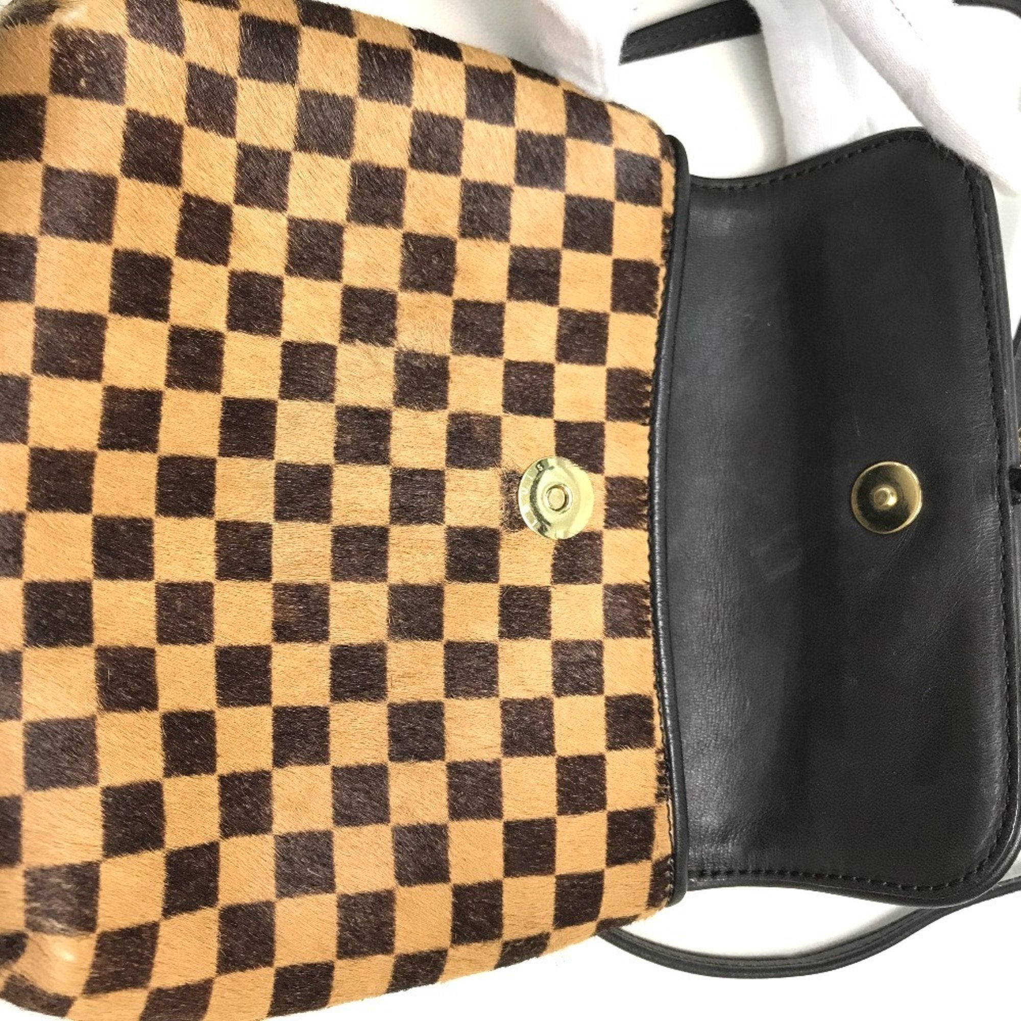 Louis Vuitton Brown Leather Pochette Shoulder Bag (Pre-Owned)