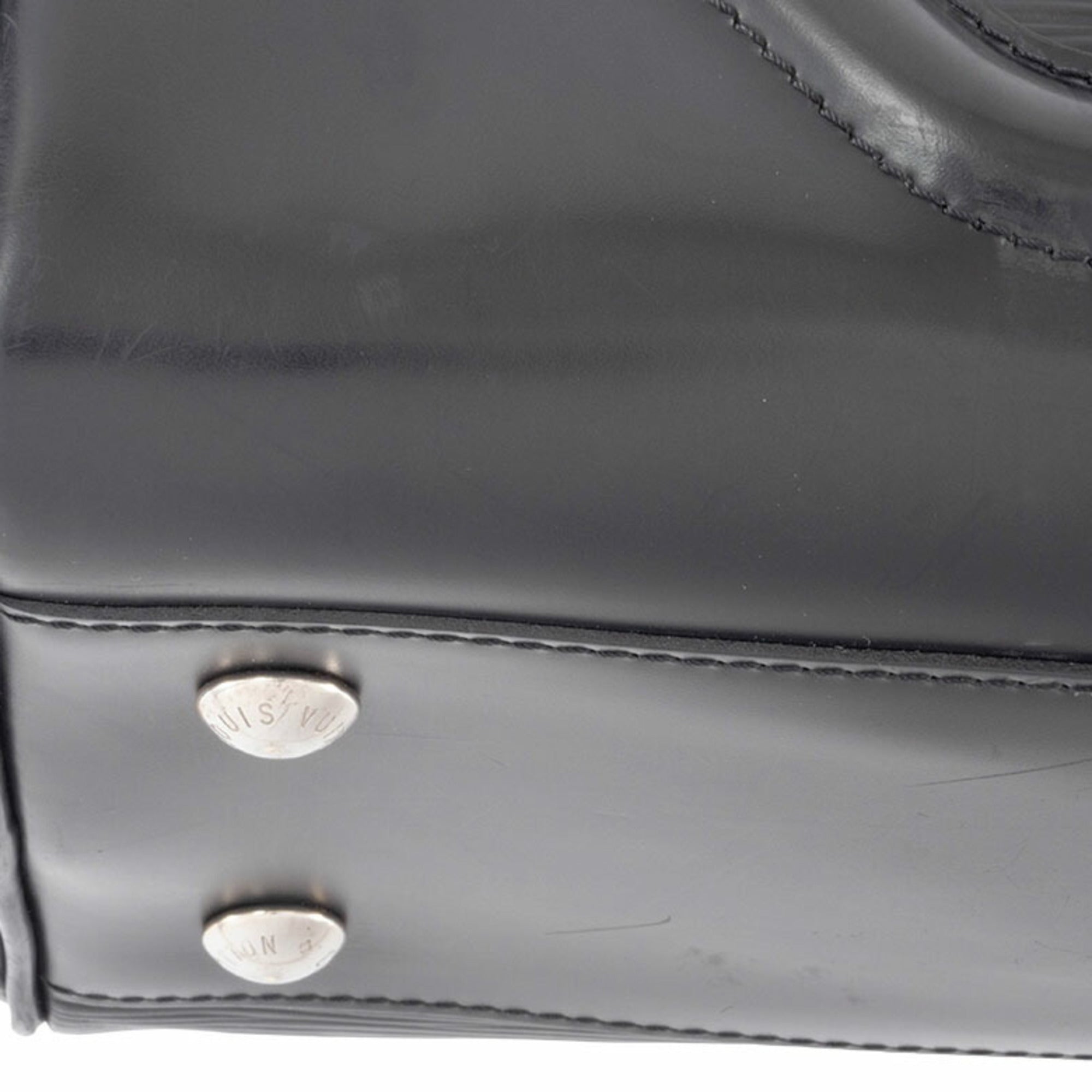 Louis Vuitton Noir Epi Leather Handbag (Pre-Owned)