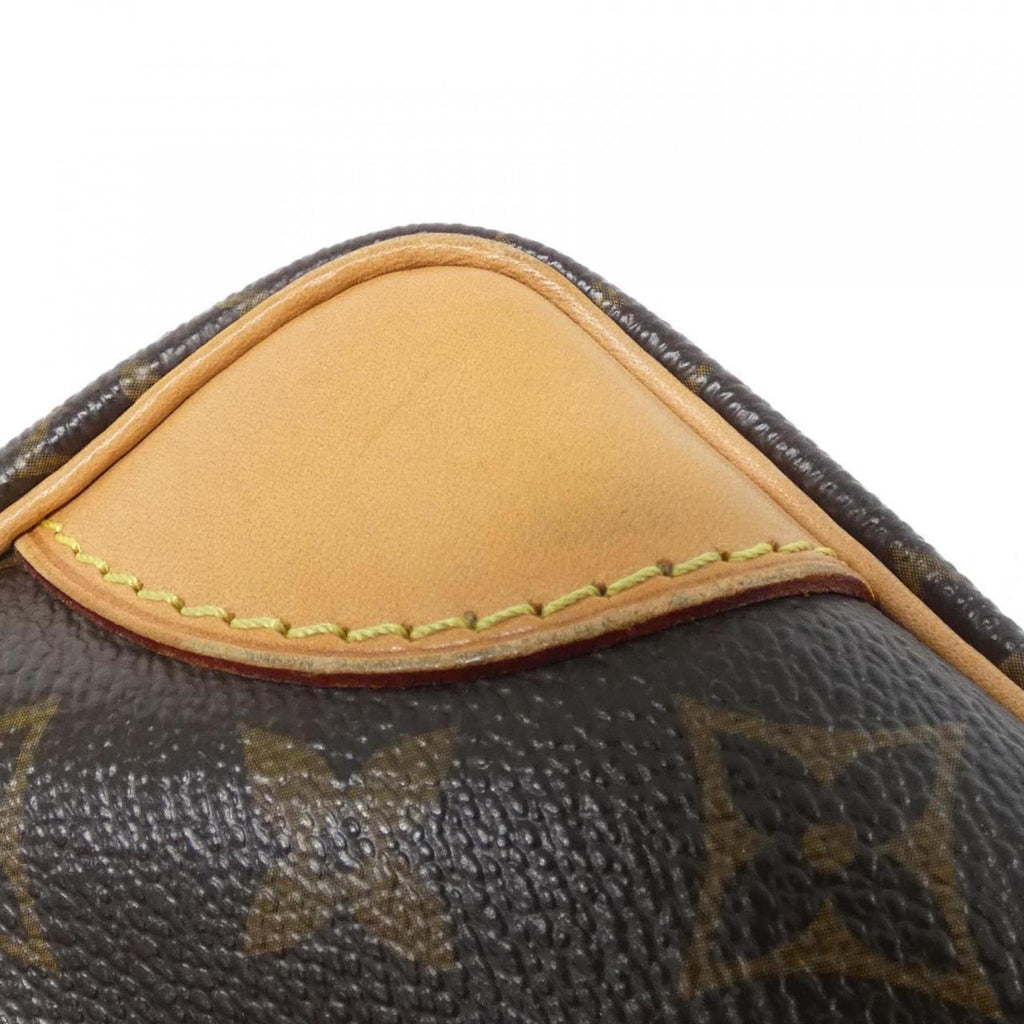 Louis Vuitton Marron Monogram Shoulder Bag (Pre-Owned)