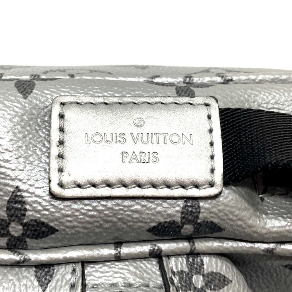 Louis Vuitton Silver Monogram Shoulder Bag (Pre-Owned)