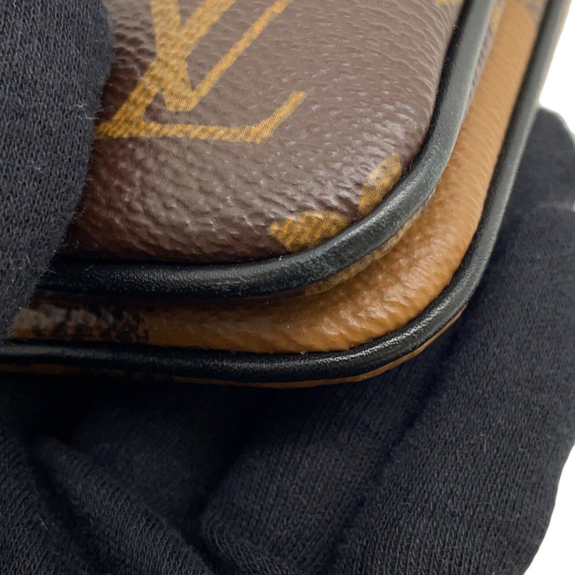 Louis Vuitton Noir Monogram Pochette Shoulder Bag (Pre-Owned)