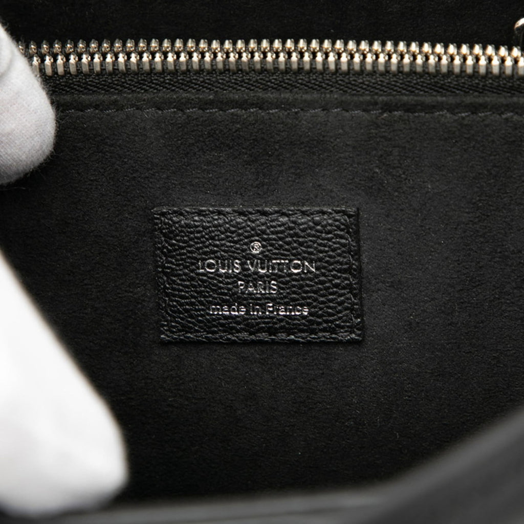 Louis Vuitton Black Noir Leather Handbag Shoulder Bag (Pre-Owned)