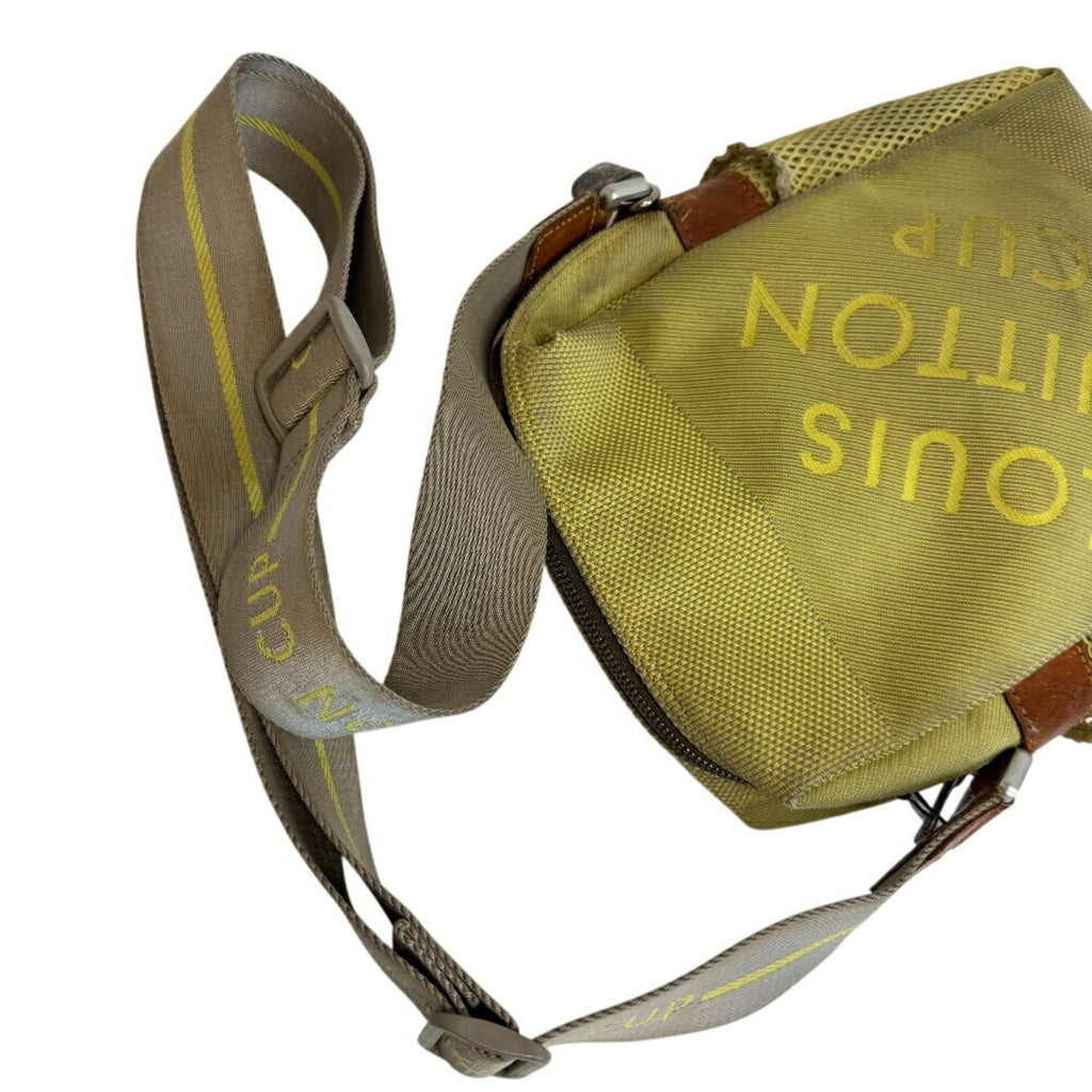 Louis Vuitton Yellow Canvas Pochette Shoulder Bag (Pre-Owned)