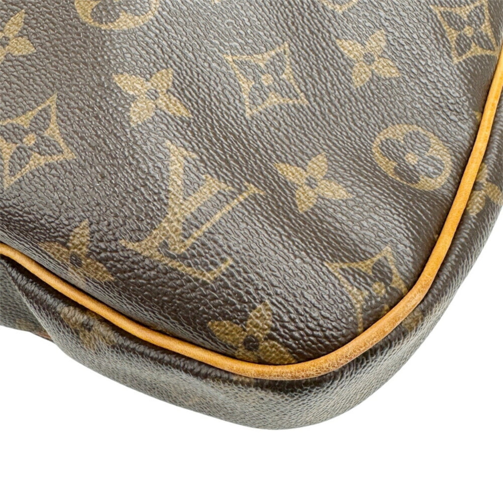 Louis Vuitton Brown Monogram Canvas Shoulder Bag (Pre-Owned)