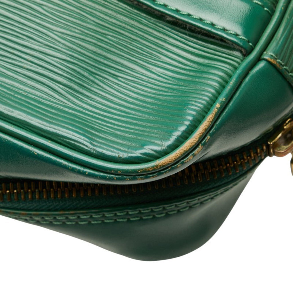 Louis Vuitton Borneo Green Leather Shoulder Bag (Pre-Owned)