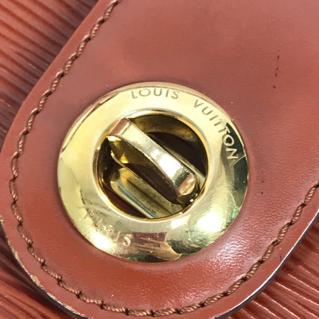 Louis Vuitton Brown Epi Leather Shoulder Bag (Pre-Owned)