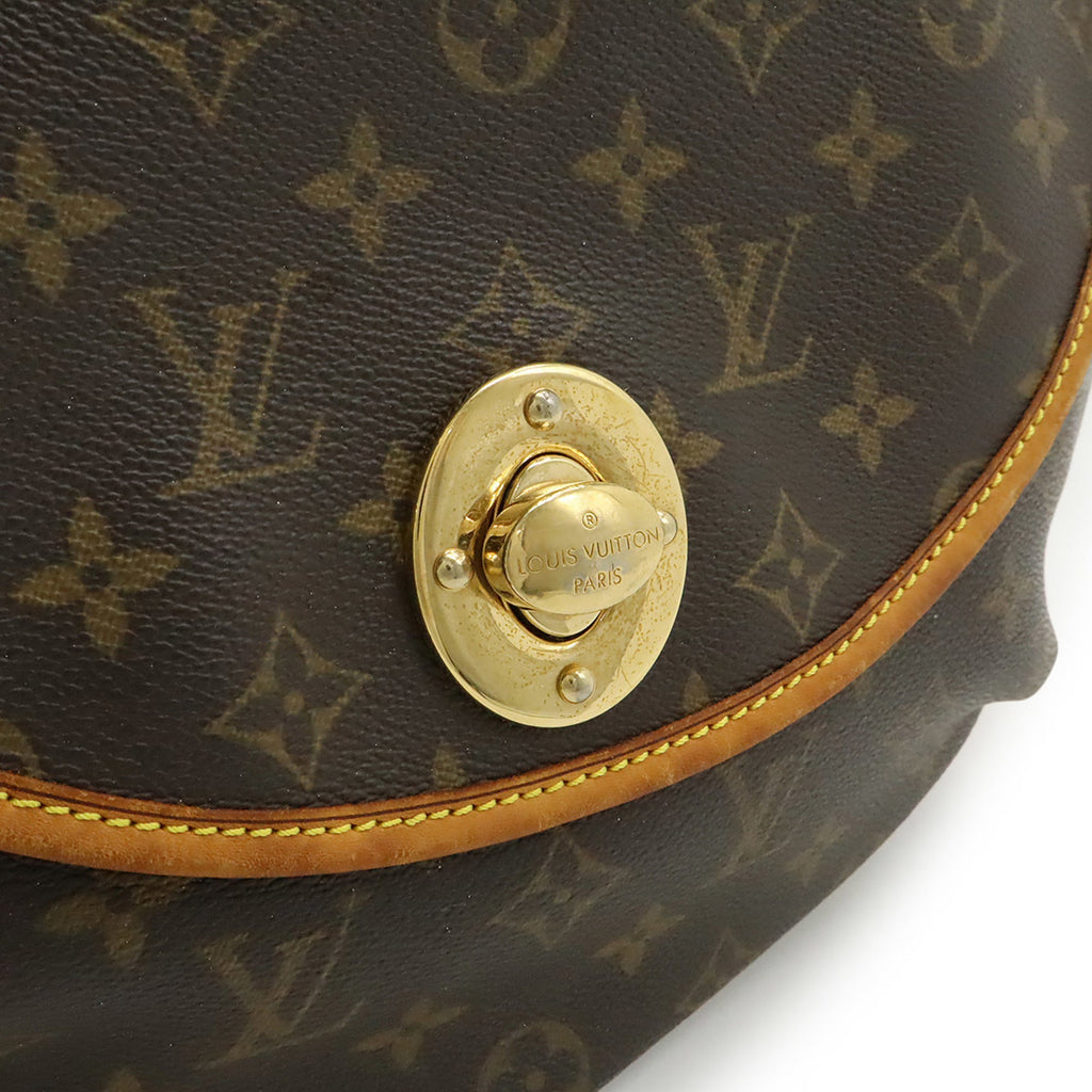 Louis Vuitton Brown Monogram Monogram Shoulder Bag (Pre-Owned)