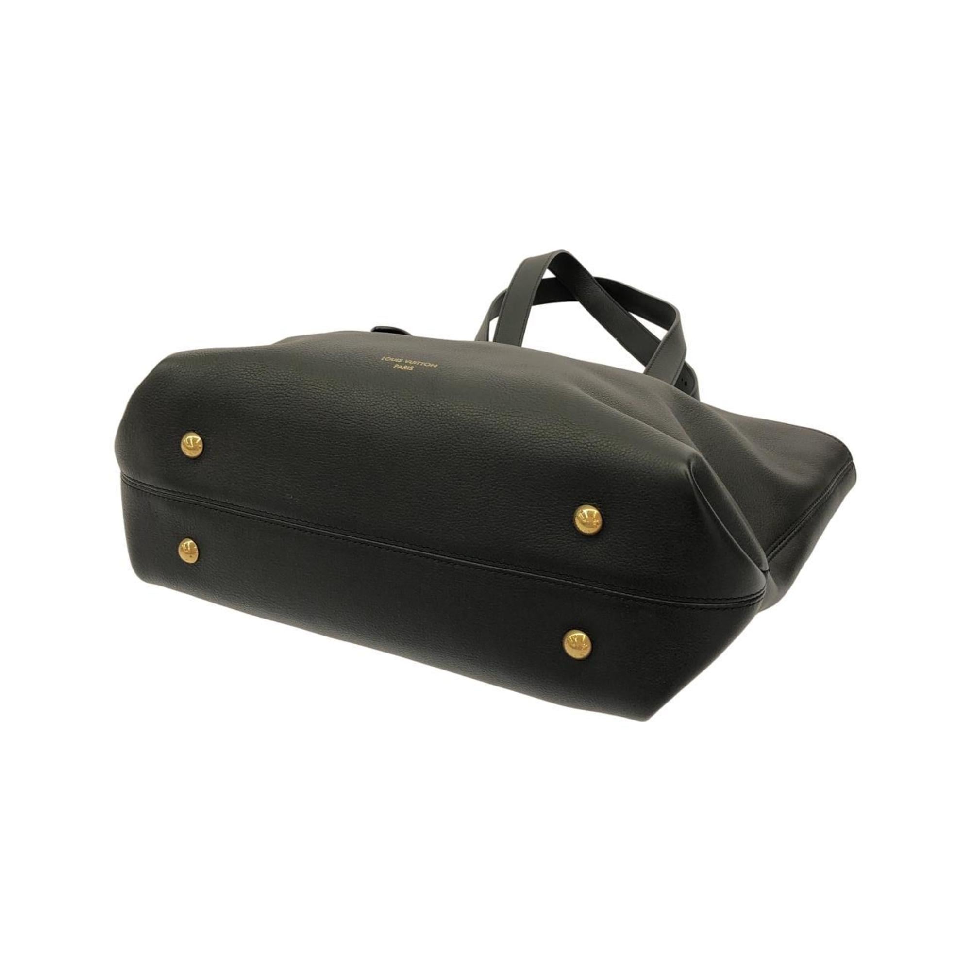 Louis Vuitton Black Leather Handbag (Pre-Owned)