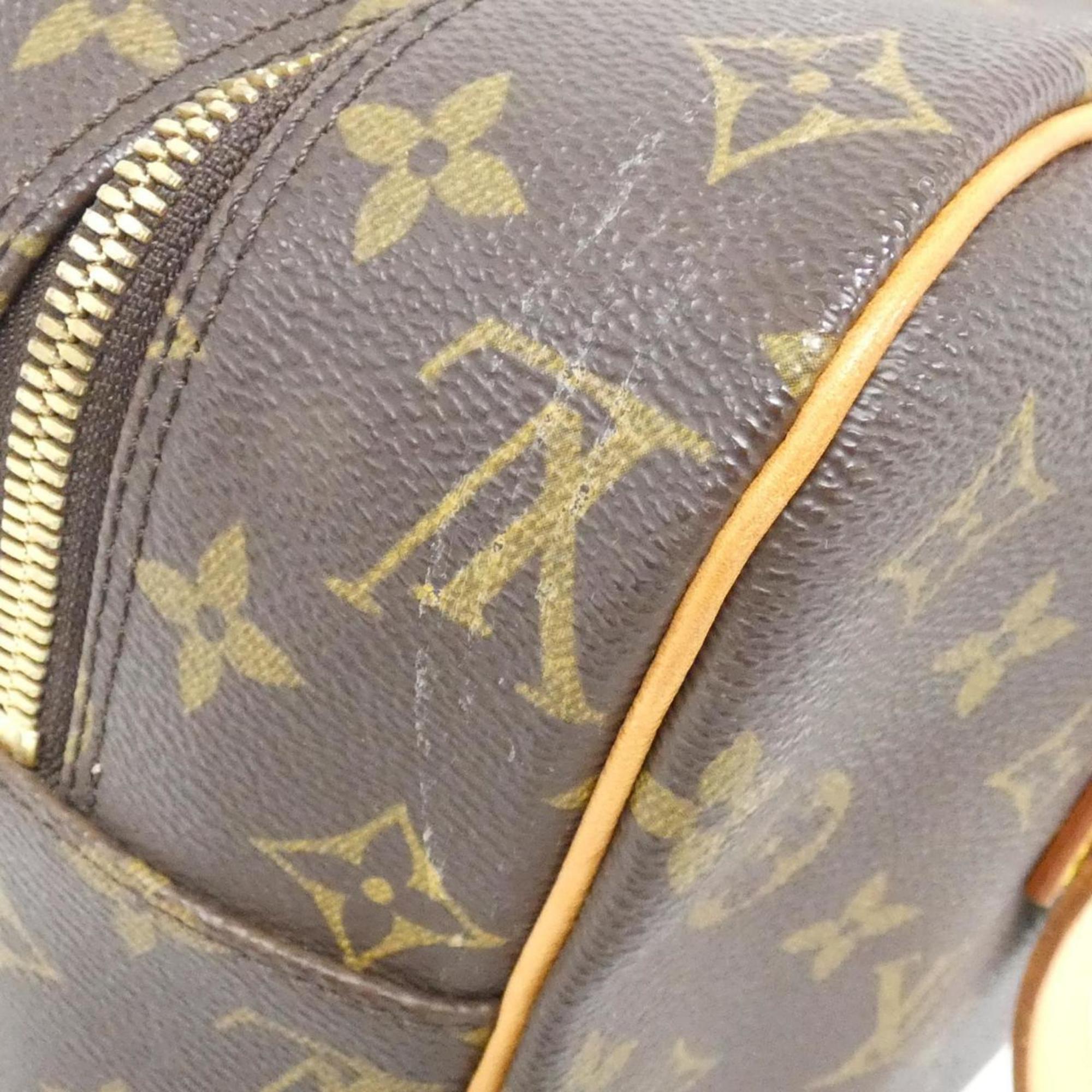 Louis Vuitton Marron Coated Canvas Shoulder Bag (Pre-Owned)