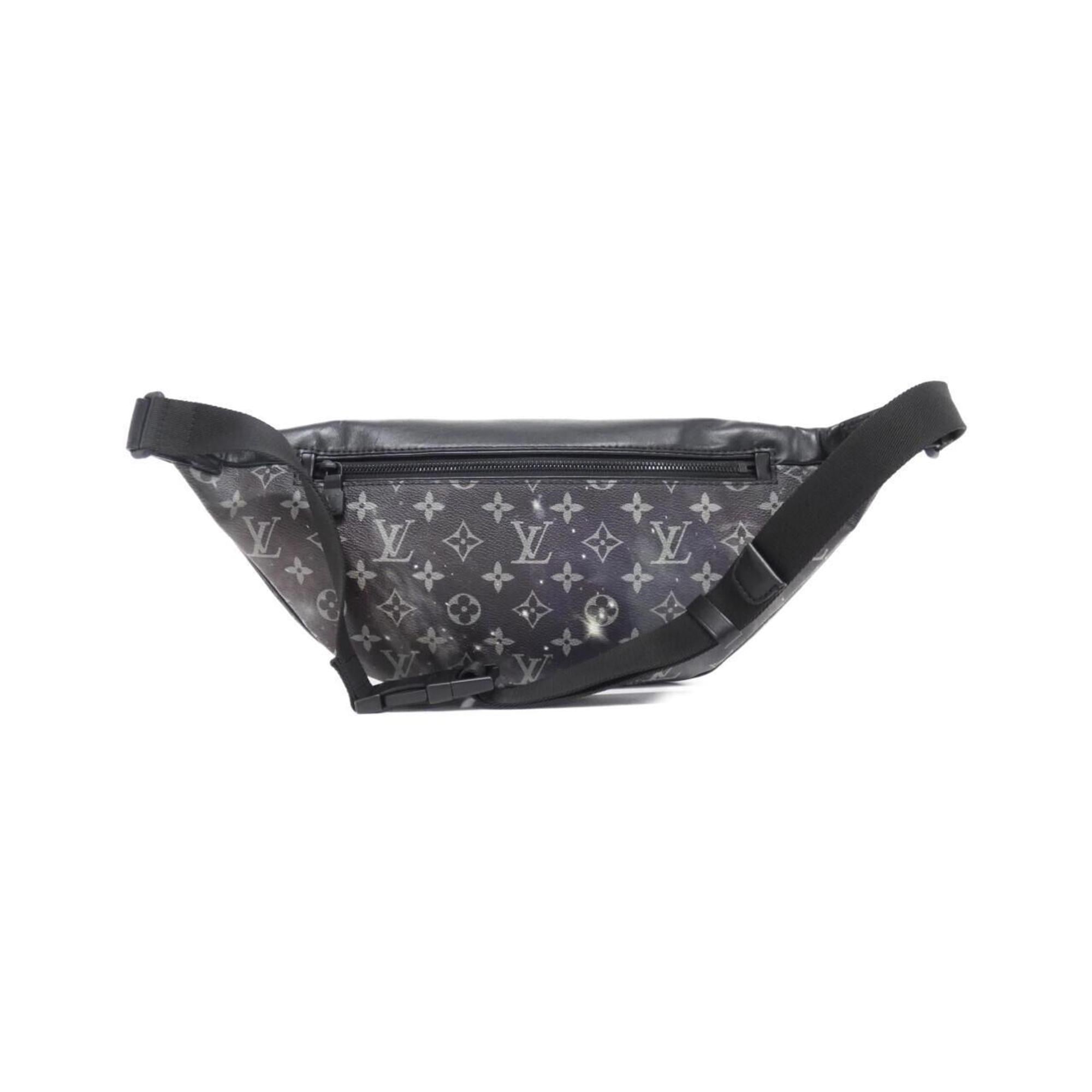 Louis Vuitton Silver Coated Canvas Shoulder Bag (Pre-Owned)