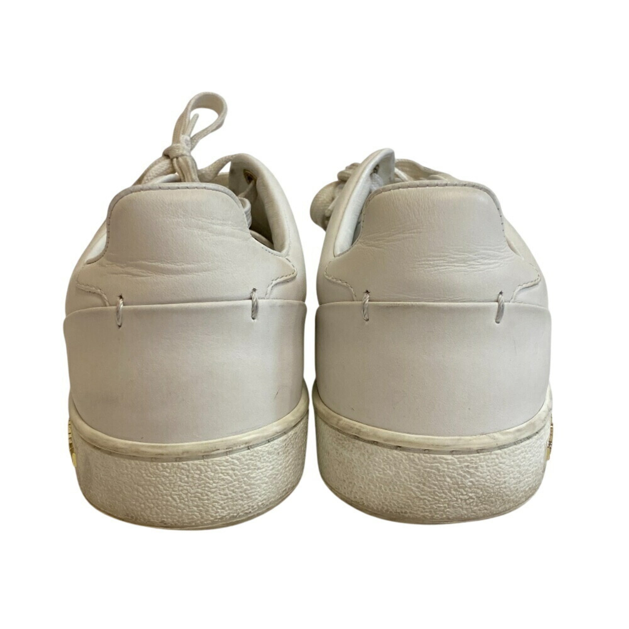 Louis Vuitton White Sneakers (Pre-Owned)