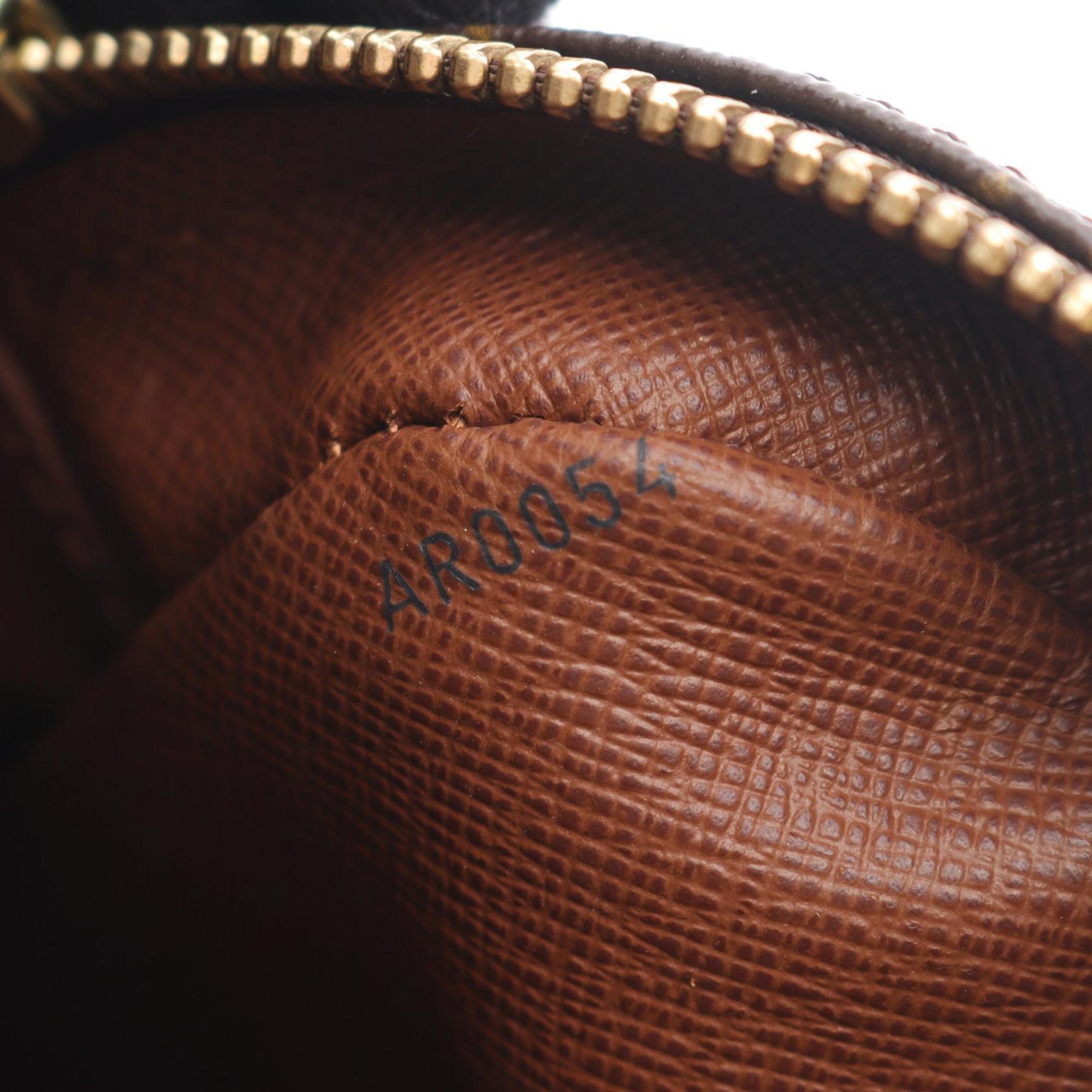 Louis Vuitton Brown Monogram Coated Canvas Shoulder Bag (Pre-Owned)