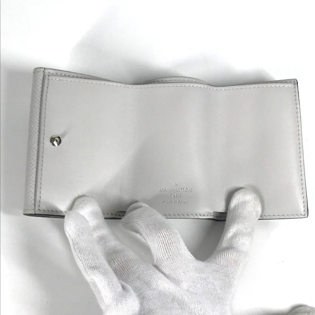 Louis Vuitton Taigarama Blanc White Taigarama Wallet (Tri-Fold) (Pre-Owned)