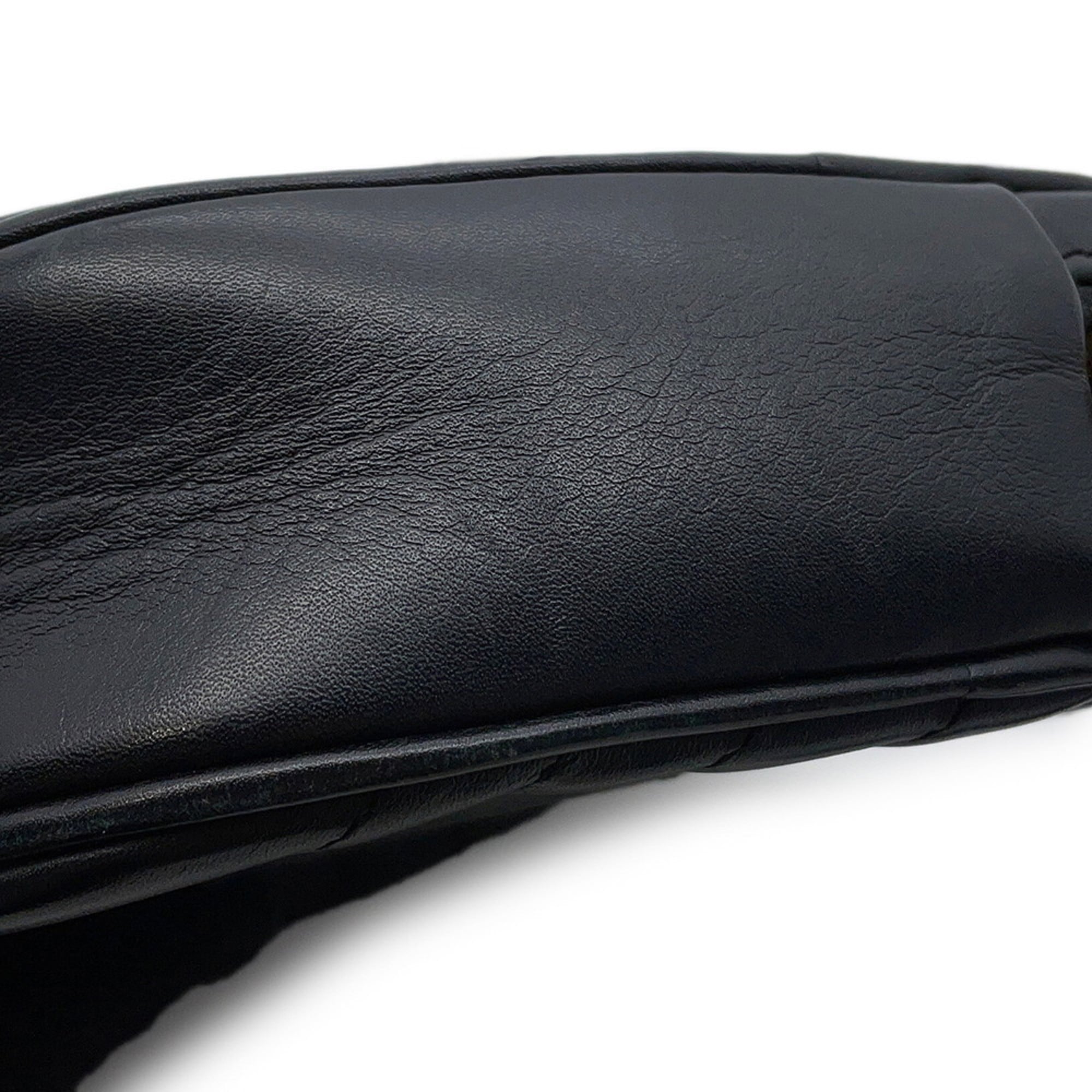 Louis Vuitton Noir Leather Shoulder Bag (Pre-Owned)